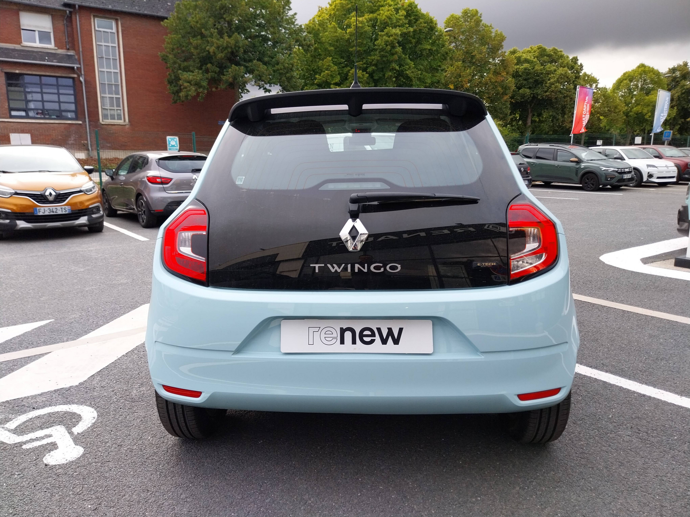 Vente en ligne Renault Twingo Electrique Twingo III E-Tech au prix de 10 000 €
