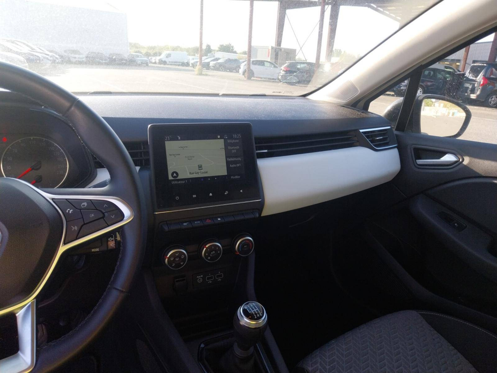 Vente en ligne Renault Clio 5 Clio TCe 90 au prix de 14 990 €