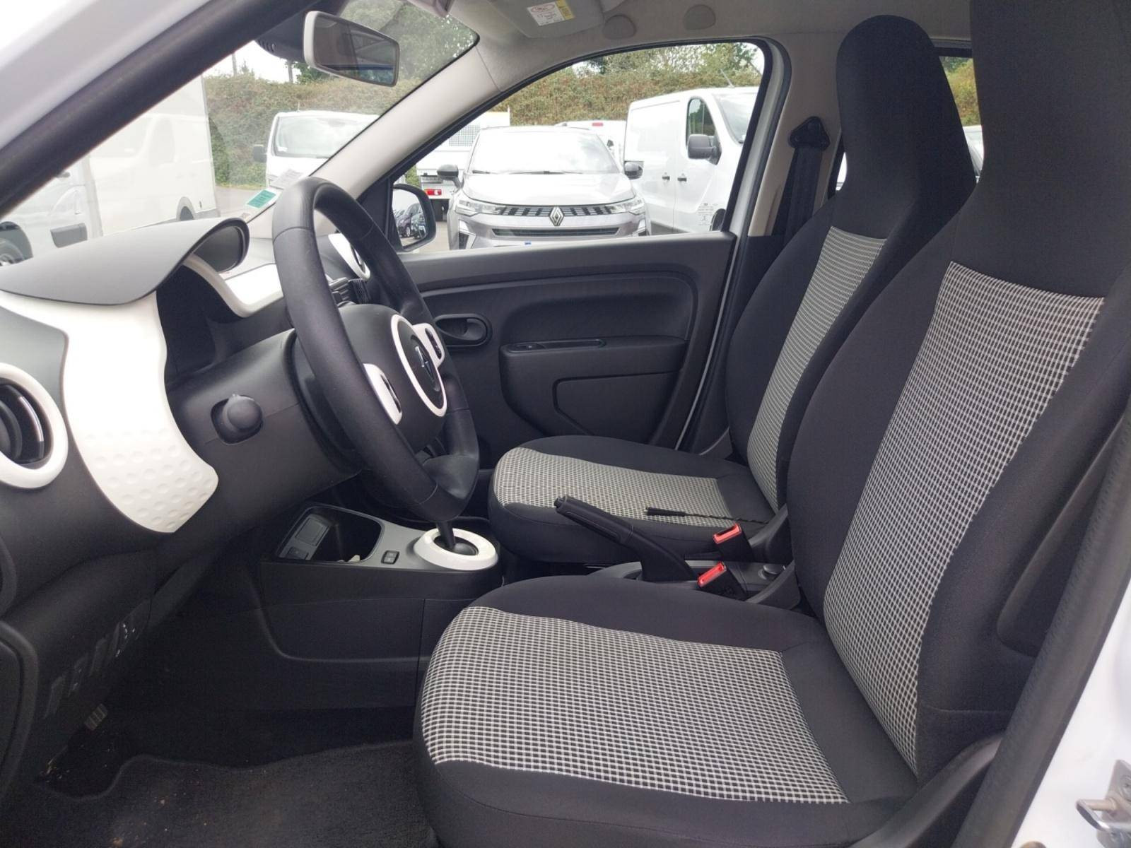 Vente en ligne Renault Twingo Electrique Twingo III E-Tech au prix de 12 900 €