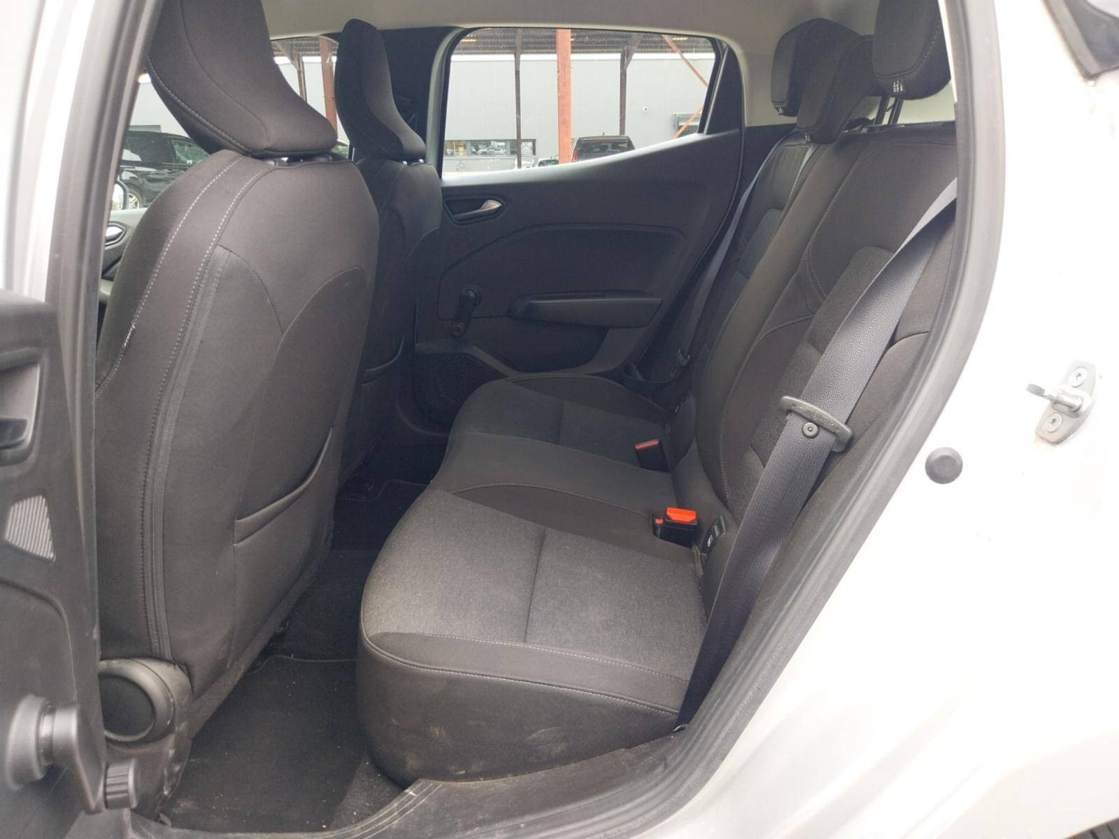 Vente en ligne Renault Clio 5 Clio TCe 90 au prix de 12 490 €