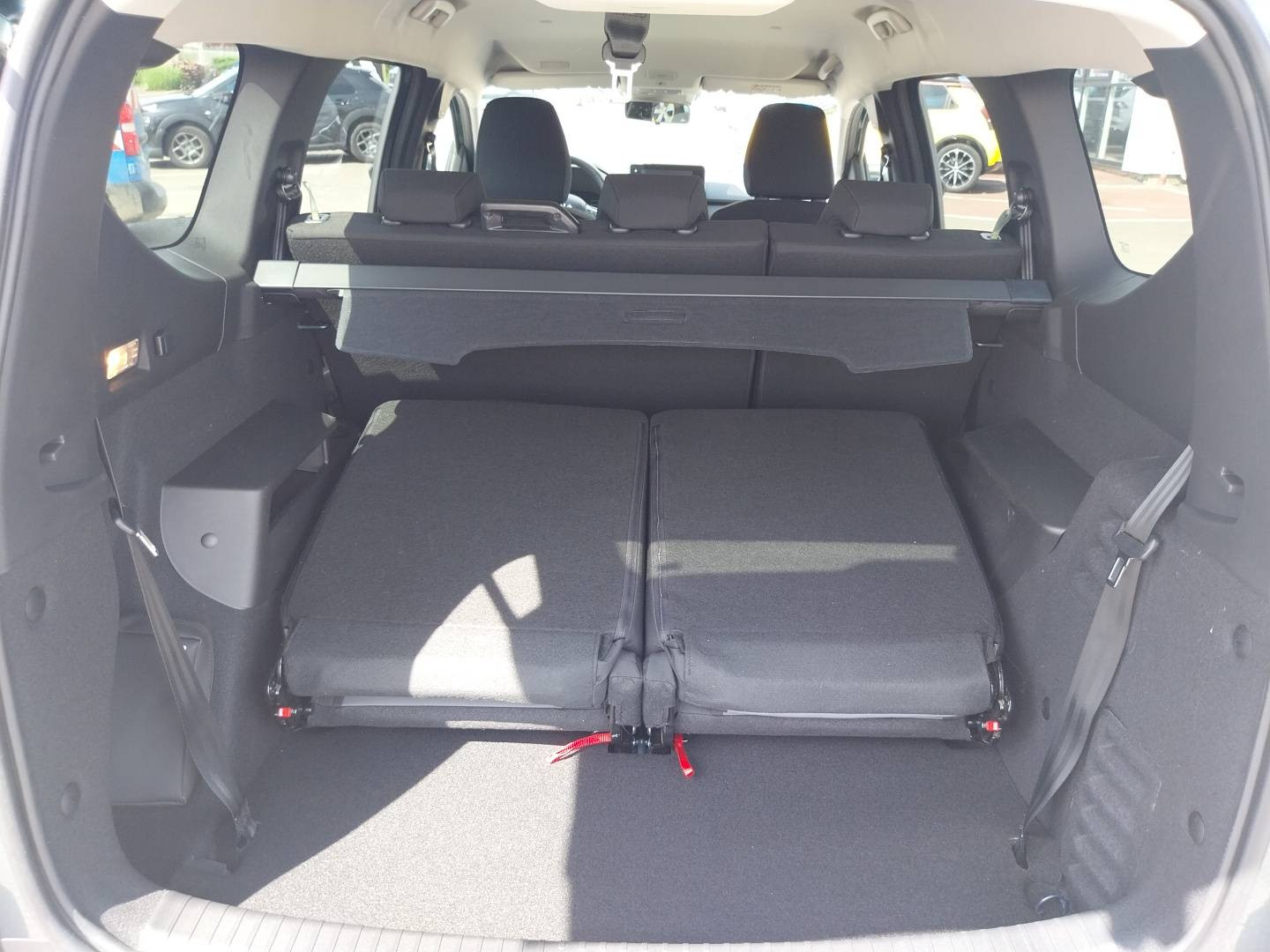 Vente en ligne Dacia Jogger  Hybrid 140 7 places GSR2 au prix de 23 880 €
