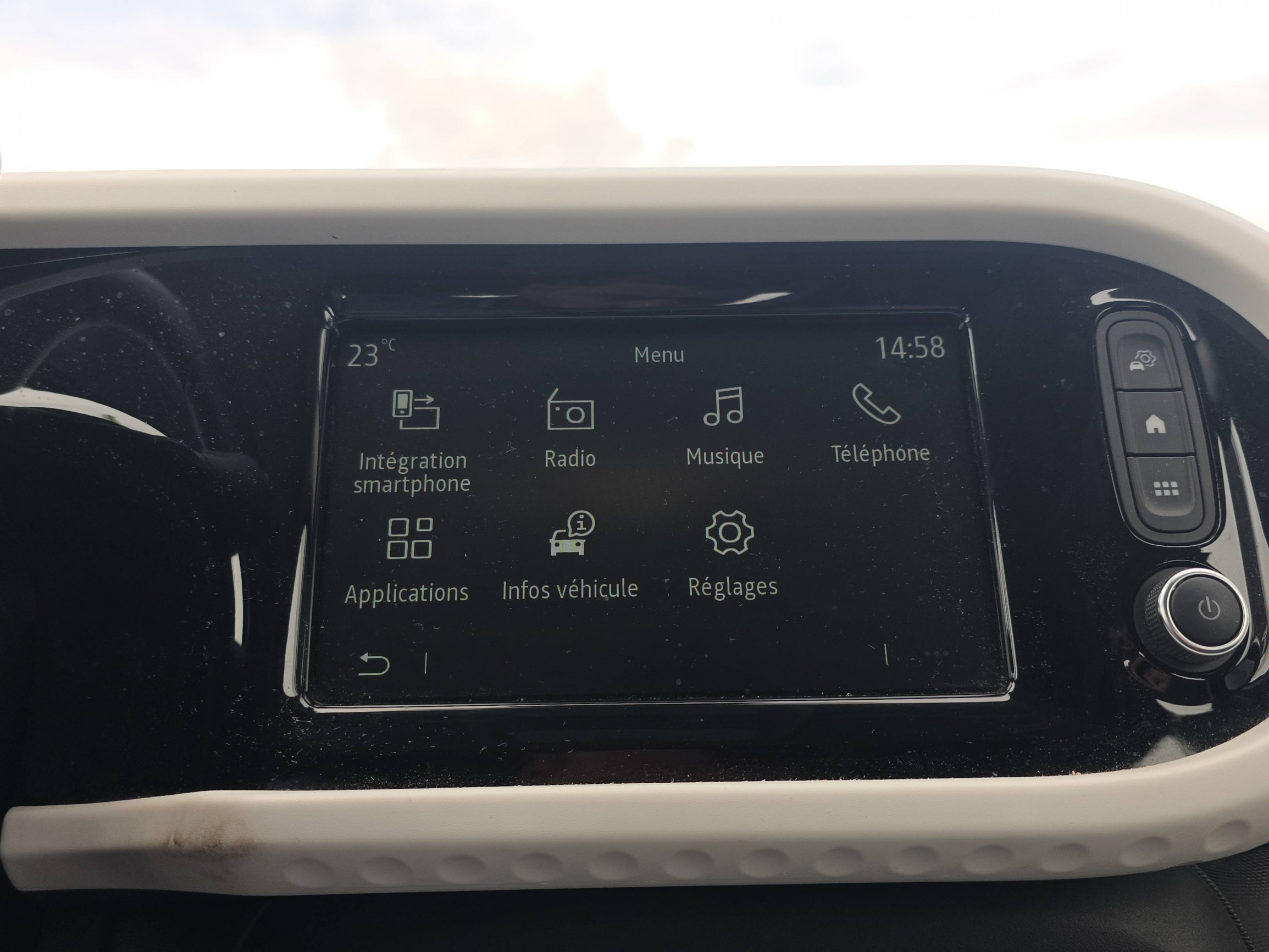 Vente en ligne Renault Twingo Electrique Twingo III E-Tech au prix de 11 990 €
