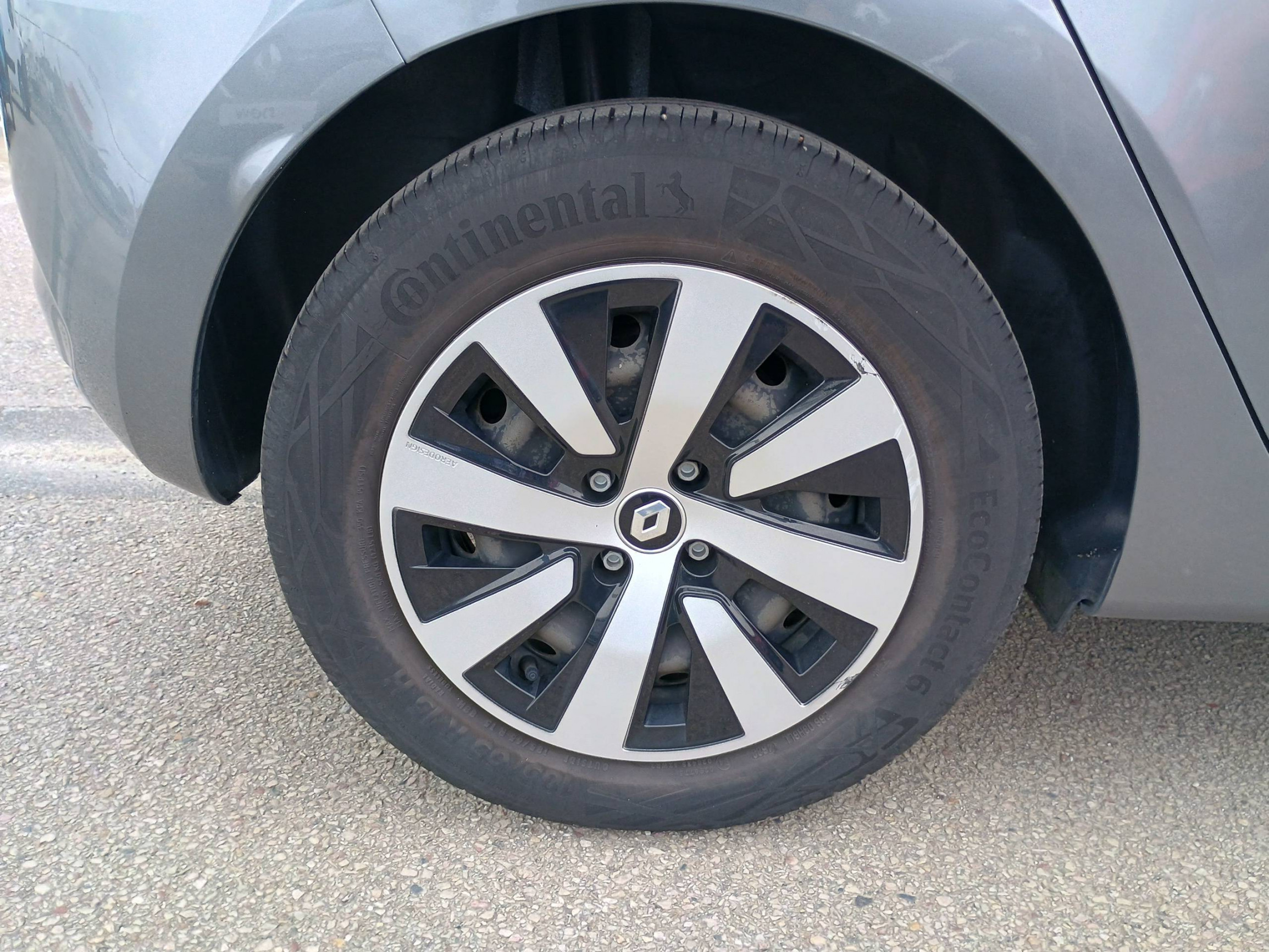Vente en ligne Renault Clio 5 Clio TCe 90 au prix de 13 790 €