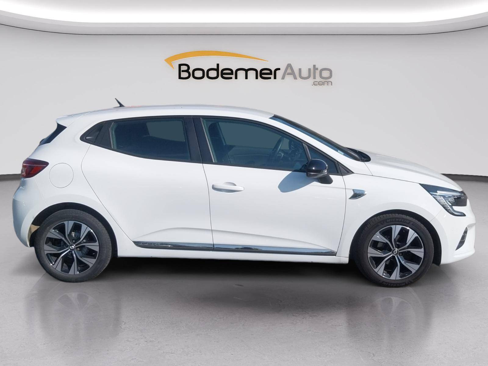 Vente en ligne Renault Clio 5 Clio TCe 90 - 21N au prix de 12 990 €