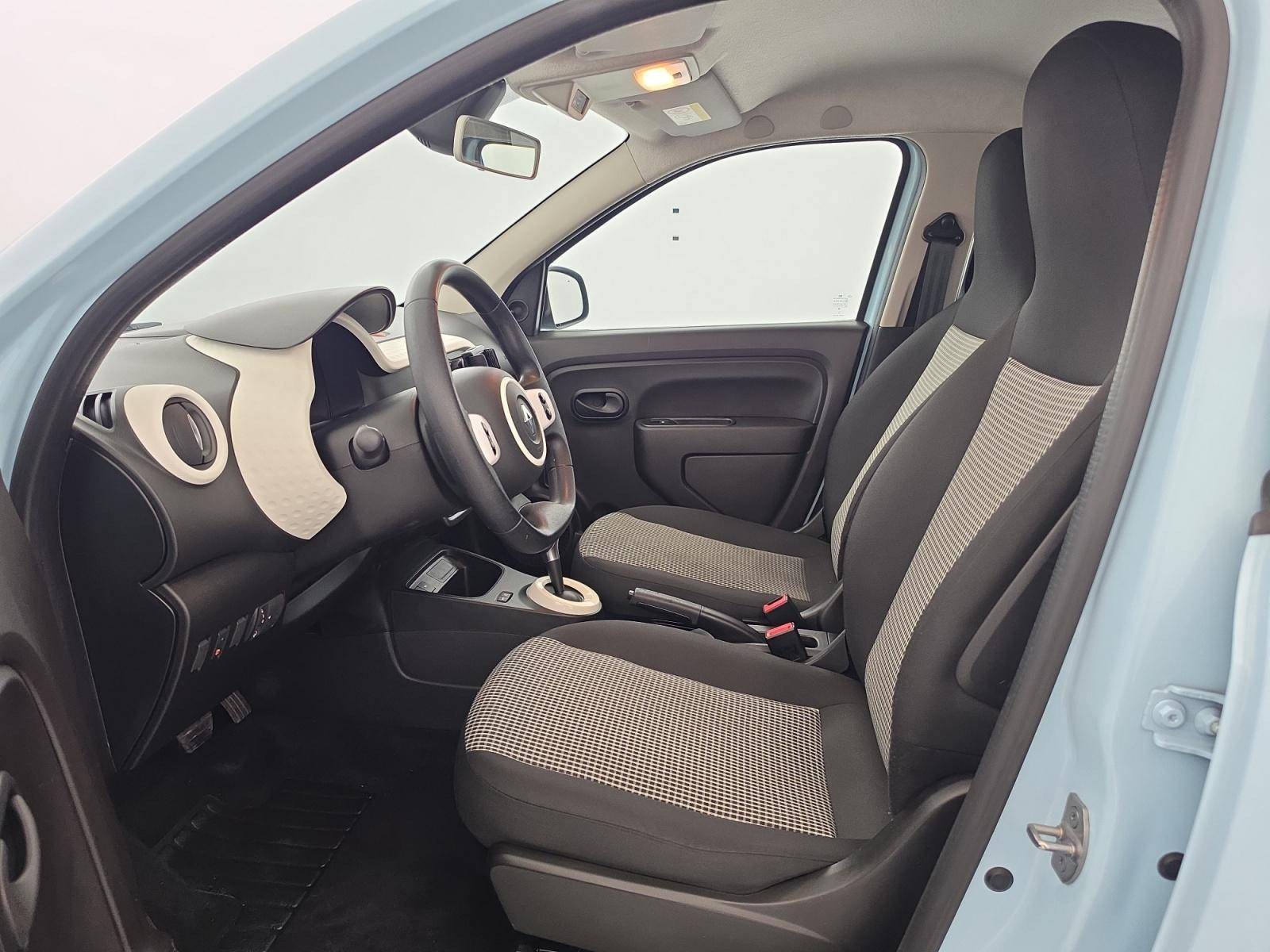 Vente en ligne Renault Twingo Electrique Twingo III E-Tech au prix de 12 490 €