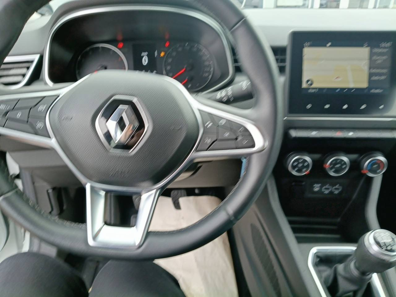 Vente en ligne Renault Clio 5 Clio SCe 75 au prix de 10 990 €