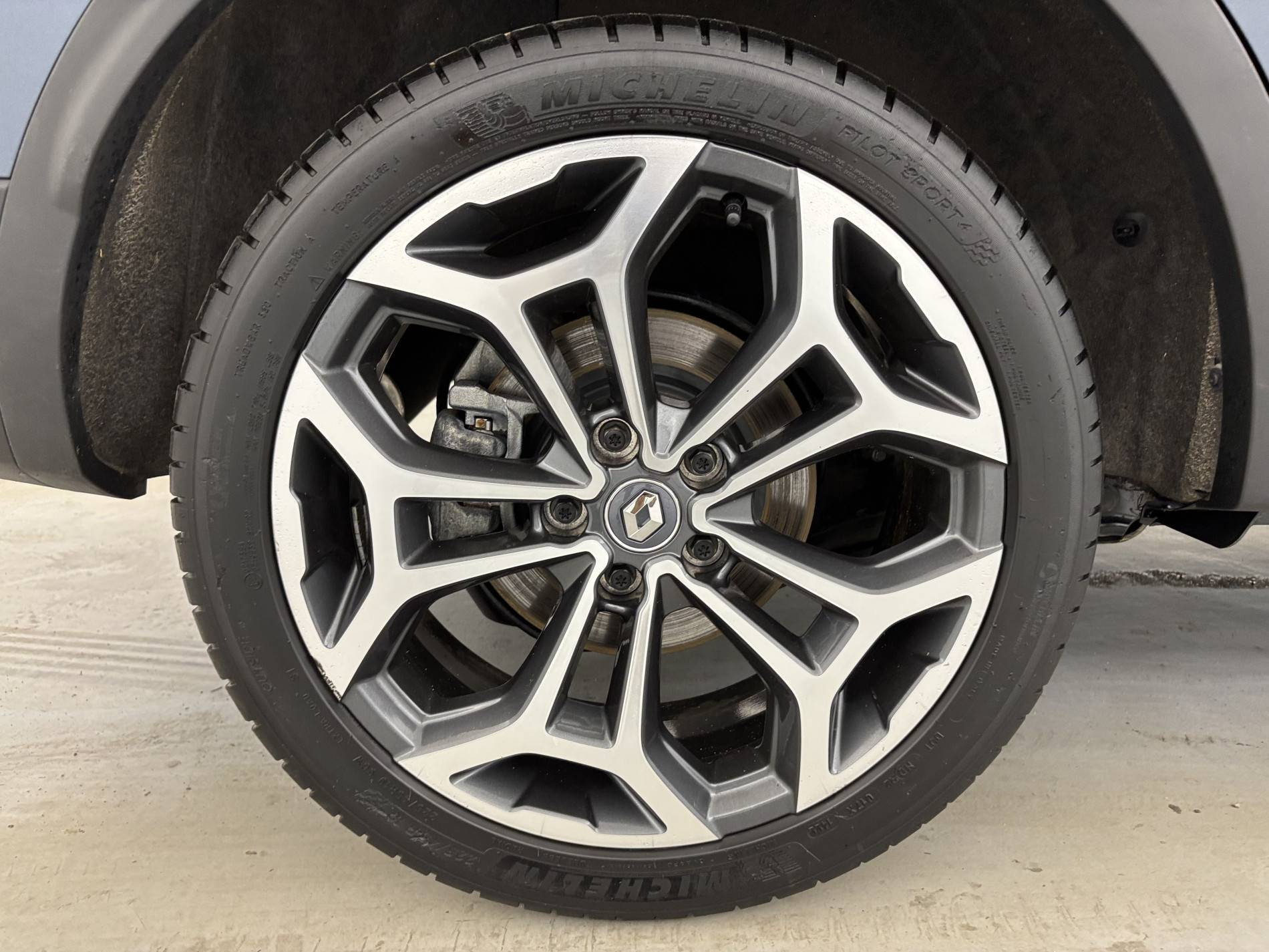 Vente en ligne Renault Kadjar  TCe 140 EDC au prix de 18 790 €