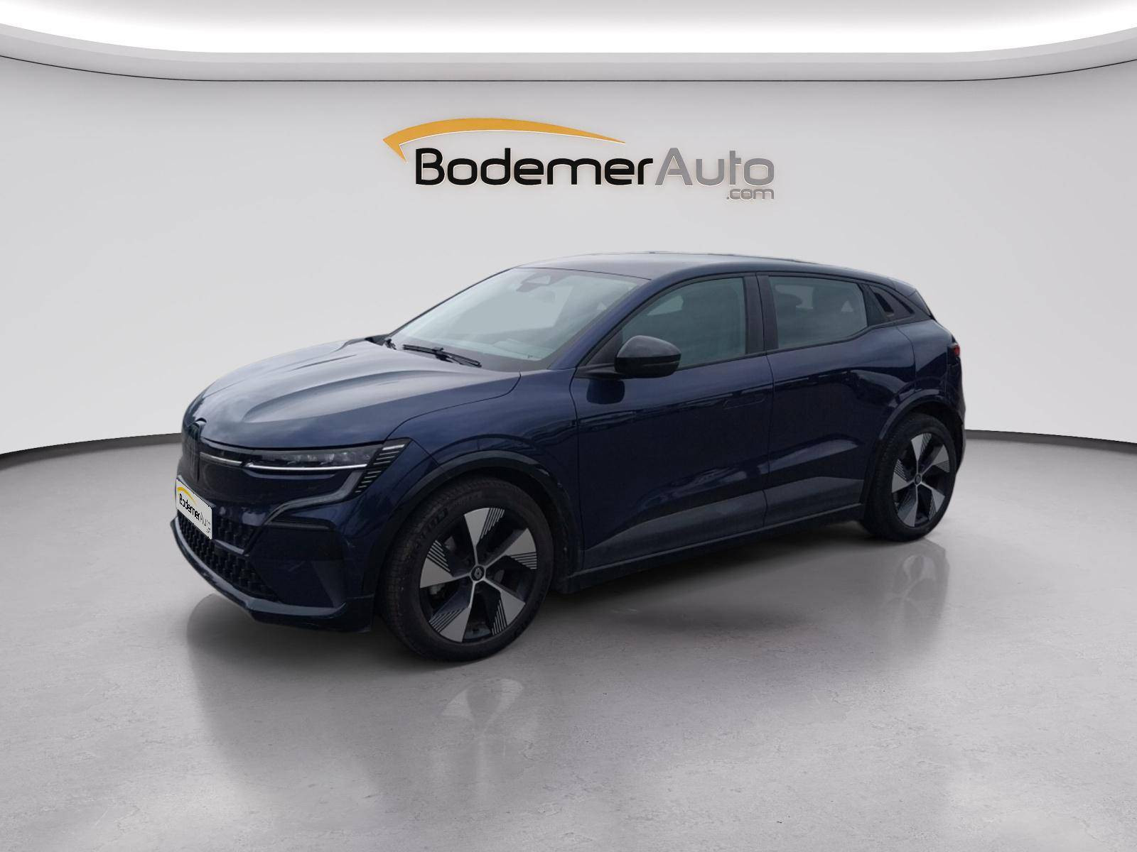 Renault Megane E-Tech  EV40 130ch standard charge occasion de 2023 en vente à Guingamp