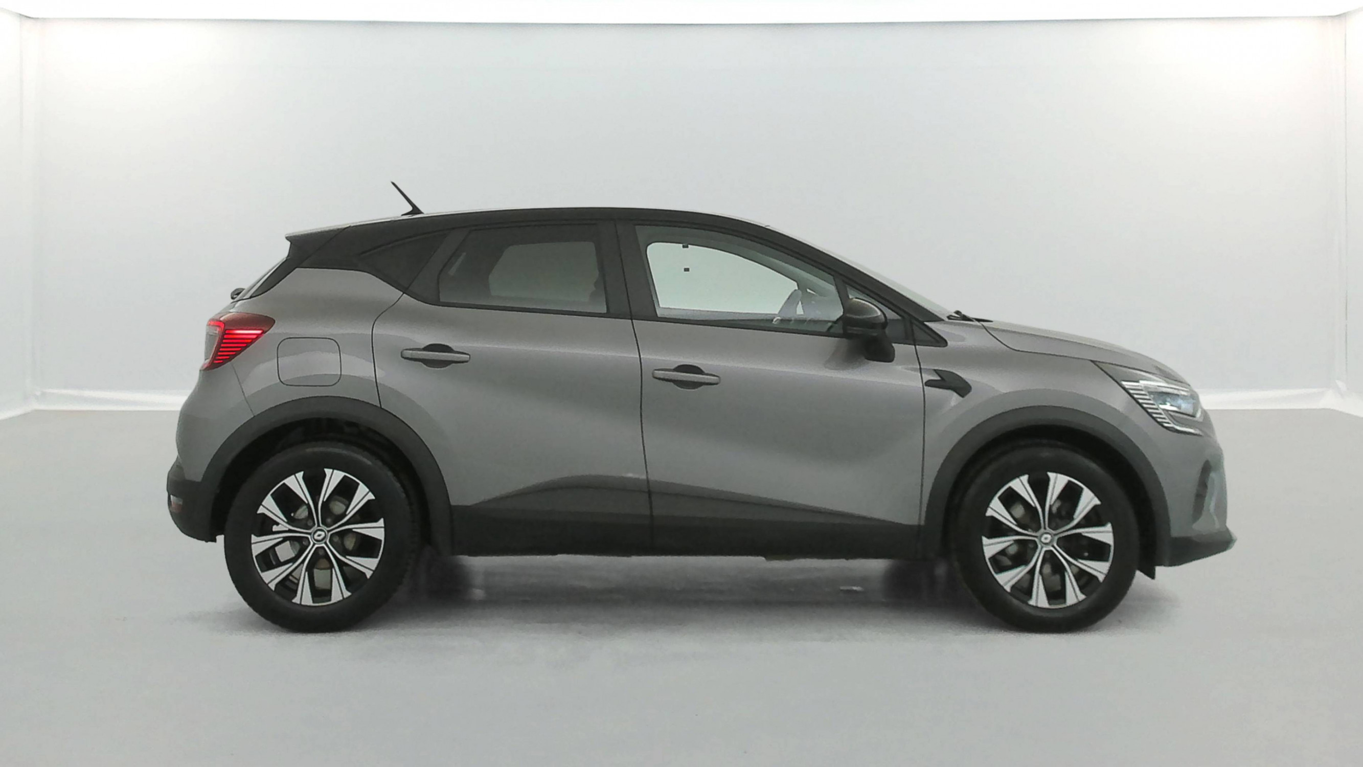 Vente en ligne Renault Captur  E-Tech full hybrid 145 au prix de 17 490 €