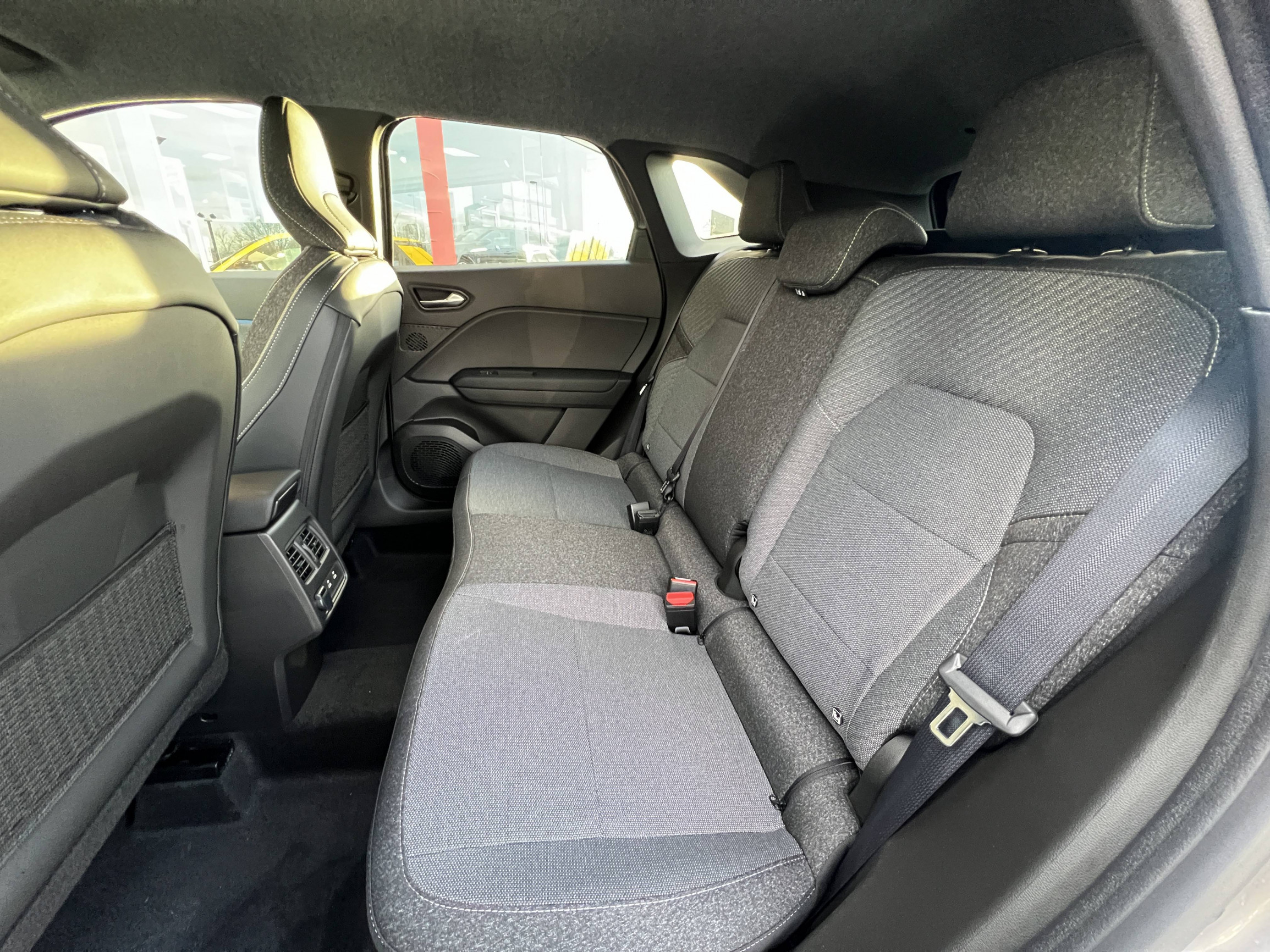 Vente en ligne Renault Symbioz  E-Tech full hybrid 160 ch au prix de 33 900 €