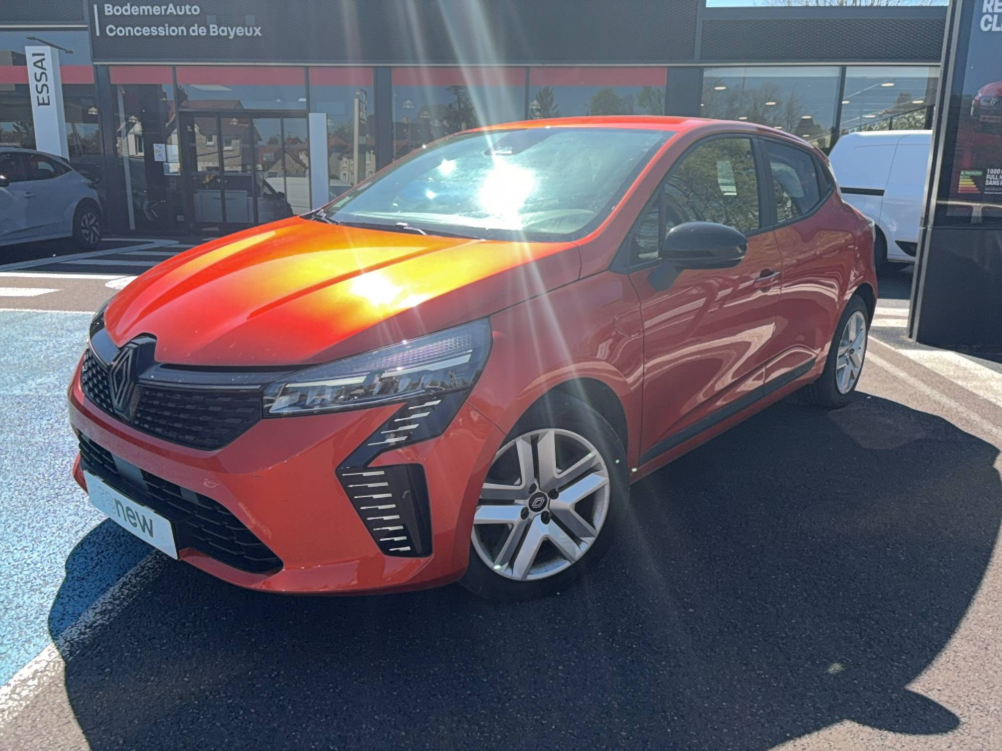 Vente en ligne Renault Clio 5 Clio SCe 65 au prix de 12 590 €