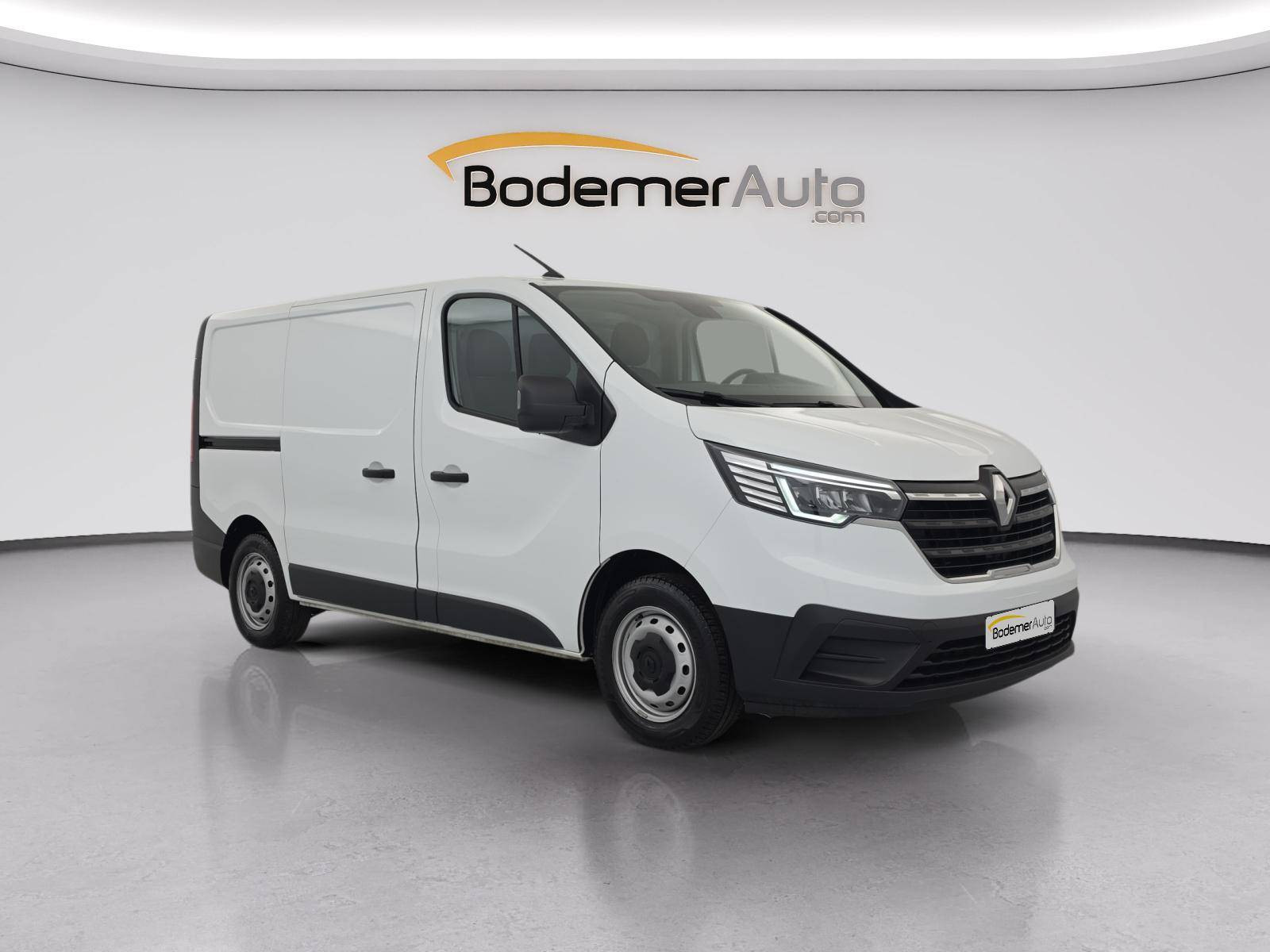 Vente en ligne Renault Trafic 3 Fourgon TRAFIC FG BLUE DCI 130 L1H1 3T GSR2 au prix de 23 900 €