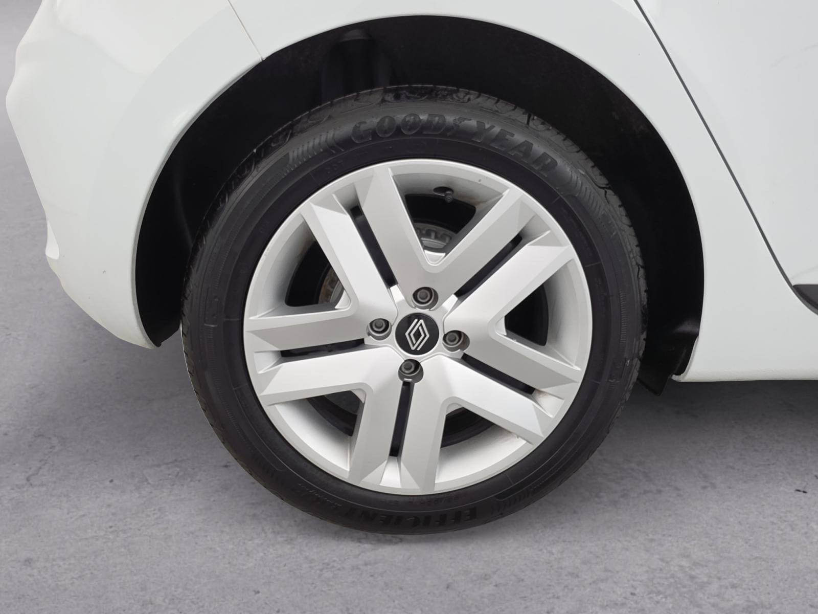 Vente en ligne Renault Clio 5 Clio Blue dCi 100 ch GSR2 au prix de 17 390 €