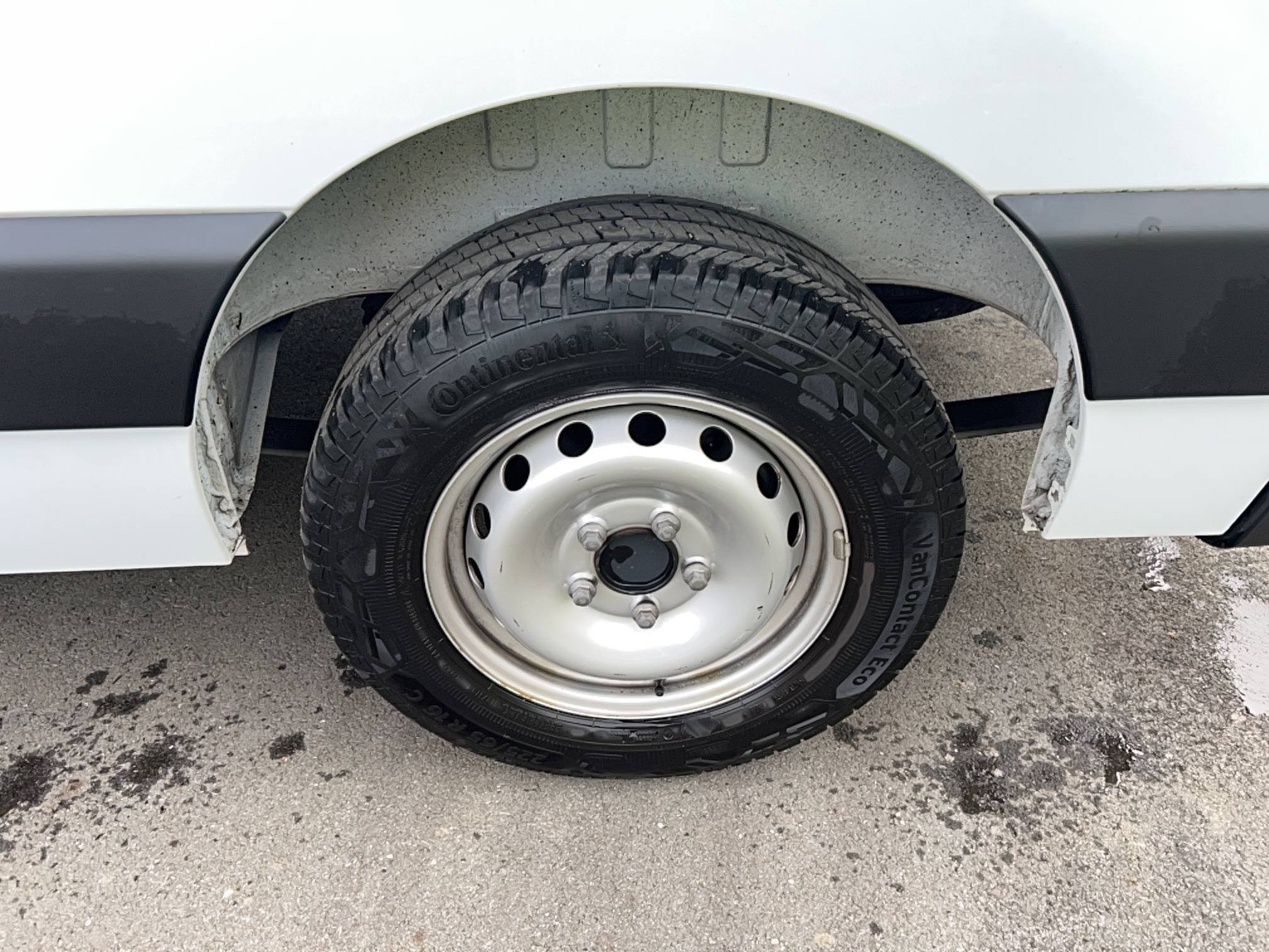 Vente en ligne Renault Master Fourgon MASTER FGN TRAC F3500 L2H2 BLUE DCI 135 au prix de 22 990 €