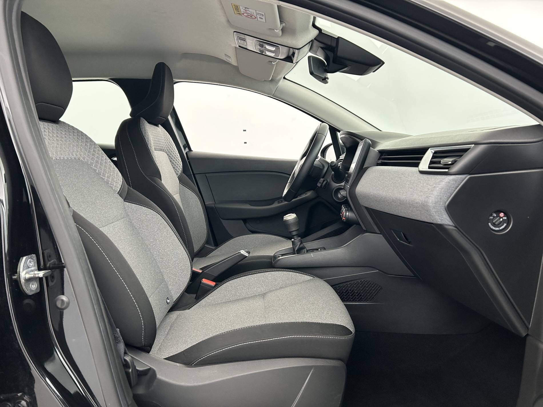 Vente en ligne Renault Clio 5 Clio TCe 90 au prix de 14 990 €