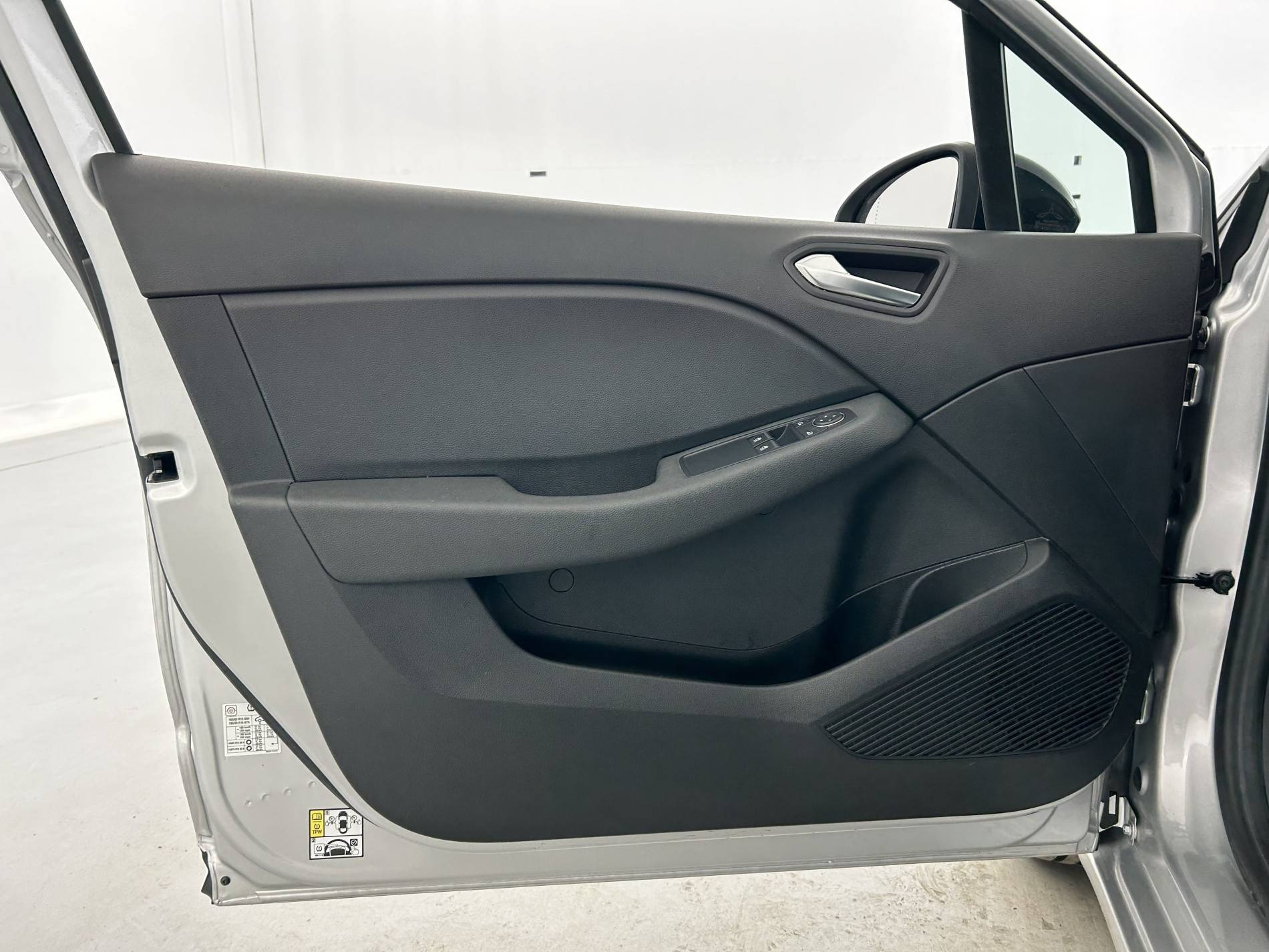 Vente en ligne Renault Clio 5 Clio TCe 90 au prix de 13 390 €