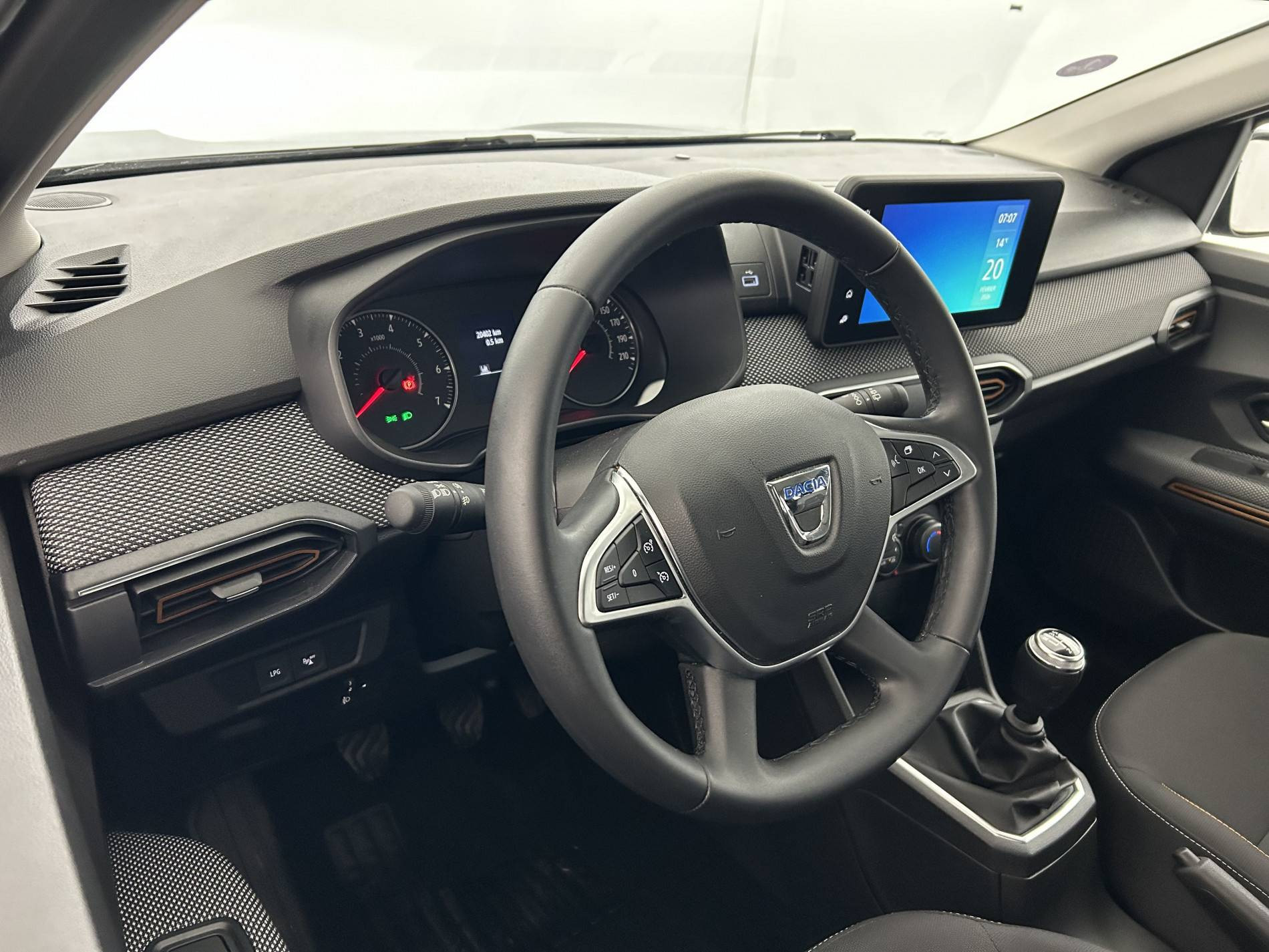 Vente en ligne Dacia Sandero  ECO-G 100 - 22 au prix de 14 890 €