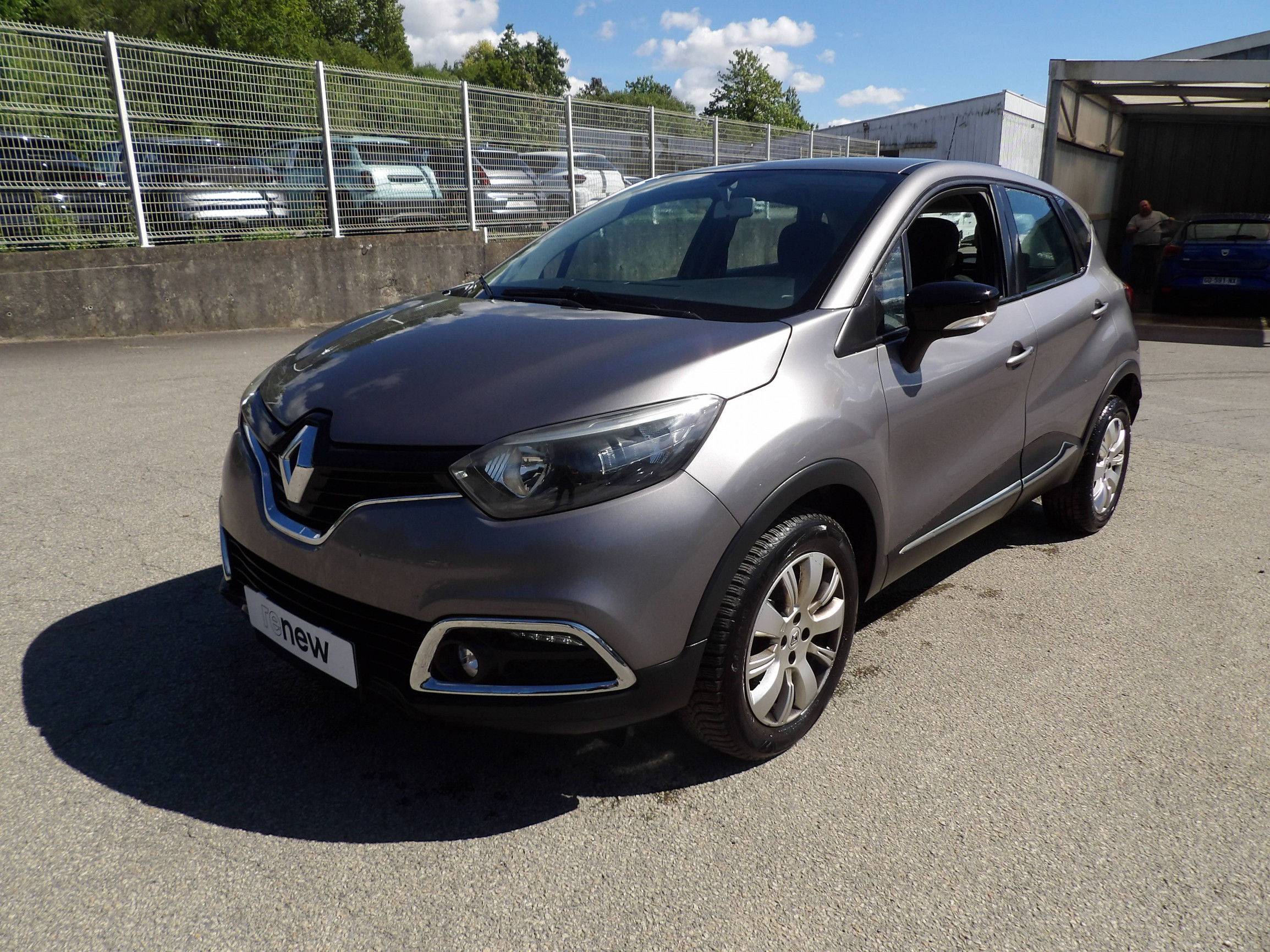 Renault Captur  TCe 90 Energy S&S eco2 occasion de 2015 en vente à Morlaix