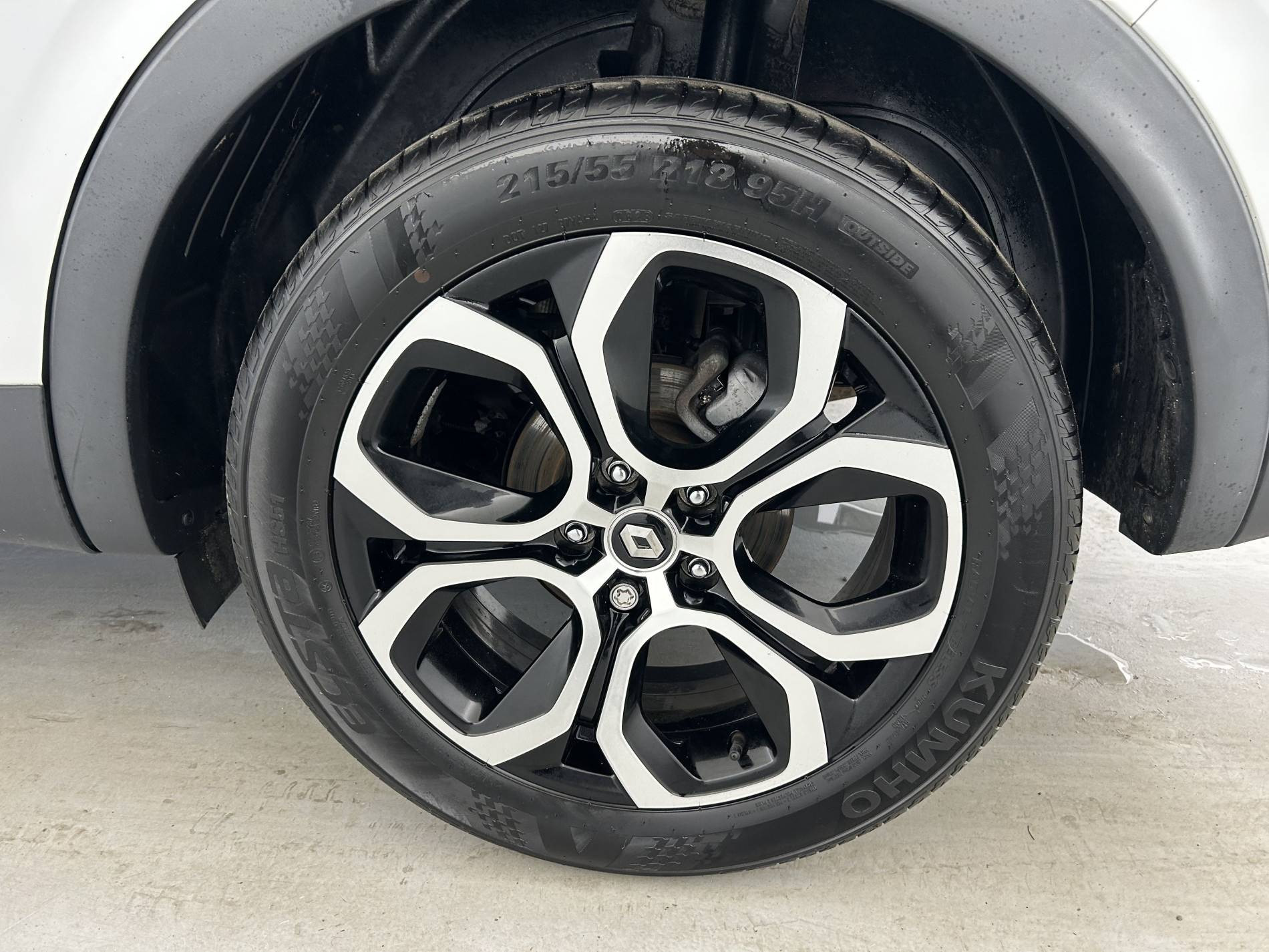 Vente en ligne Renault Arkana  E-Tech hybride 145 - 22 au prix de 21 890 €