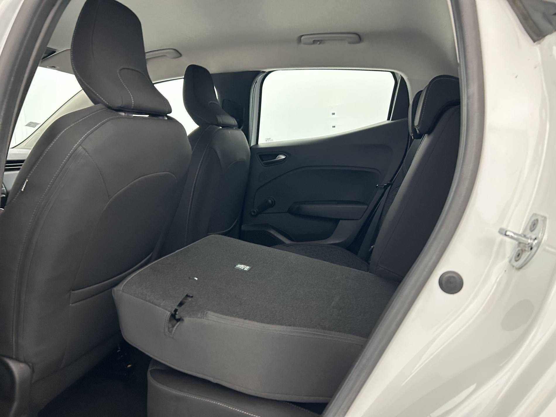 Vente en ligne Renault Clio 5 Clio Blue dCi 85 au prix de 13 490 €