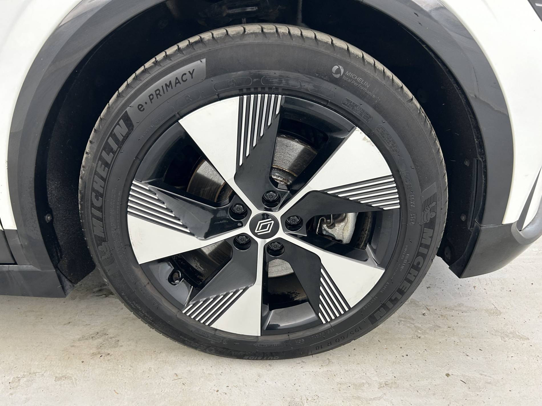 Vente en ligne Renault Megane E-Tech  EV60 220 ch super charge au prix de 21 690 €