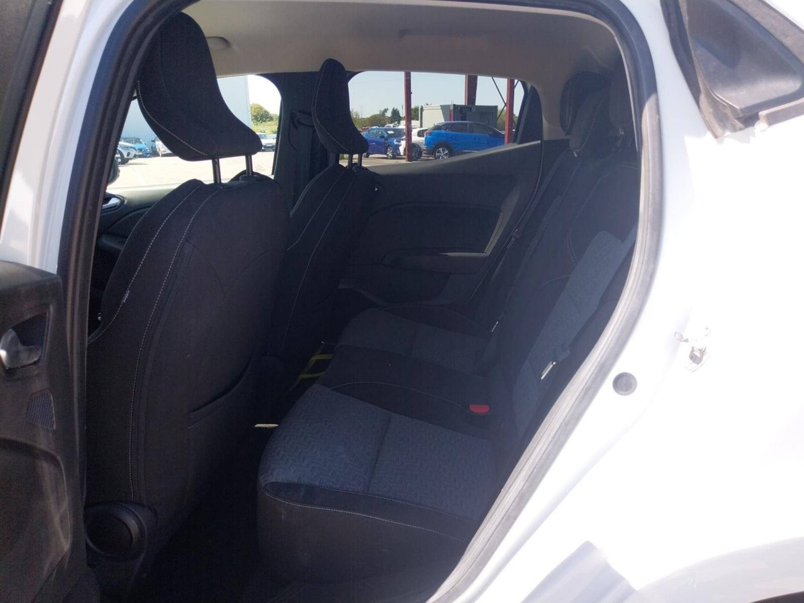 Vente en ligne Renault Clio 5 Clio SCe 65 au prix de 12 490 €