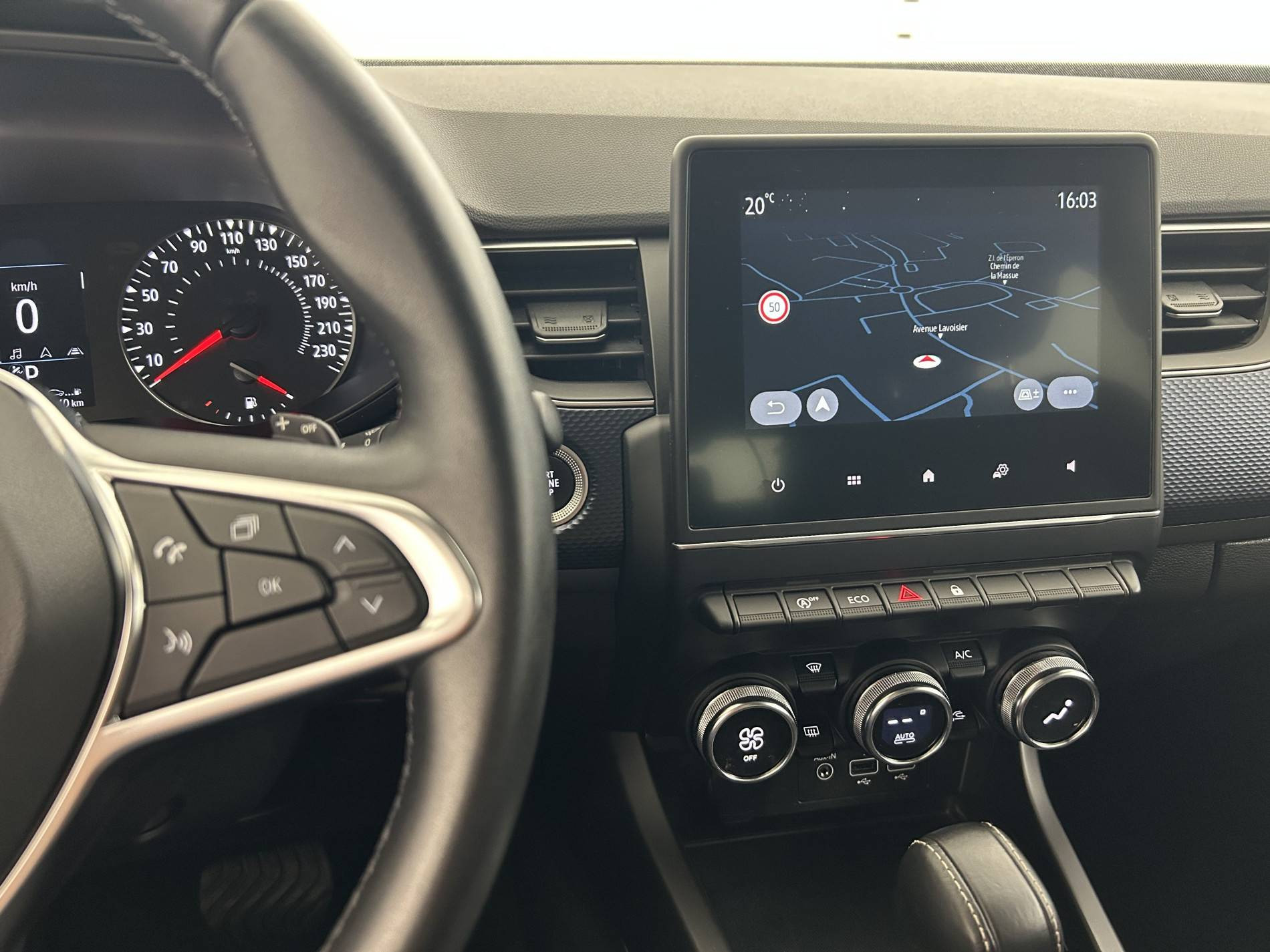 Vente en ligne Renault Arkana  mild hybrid 140 EDC FAP - 22 au prix de 18 790 €