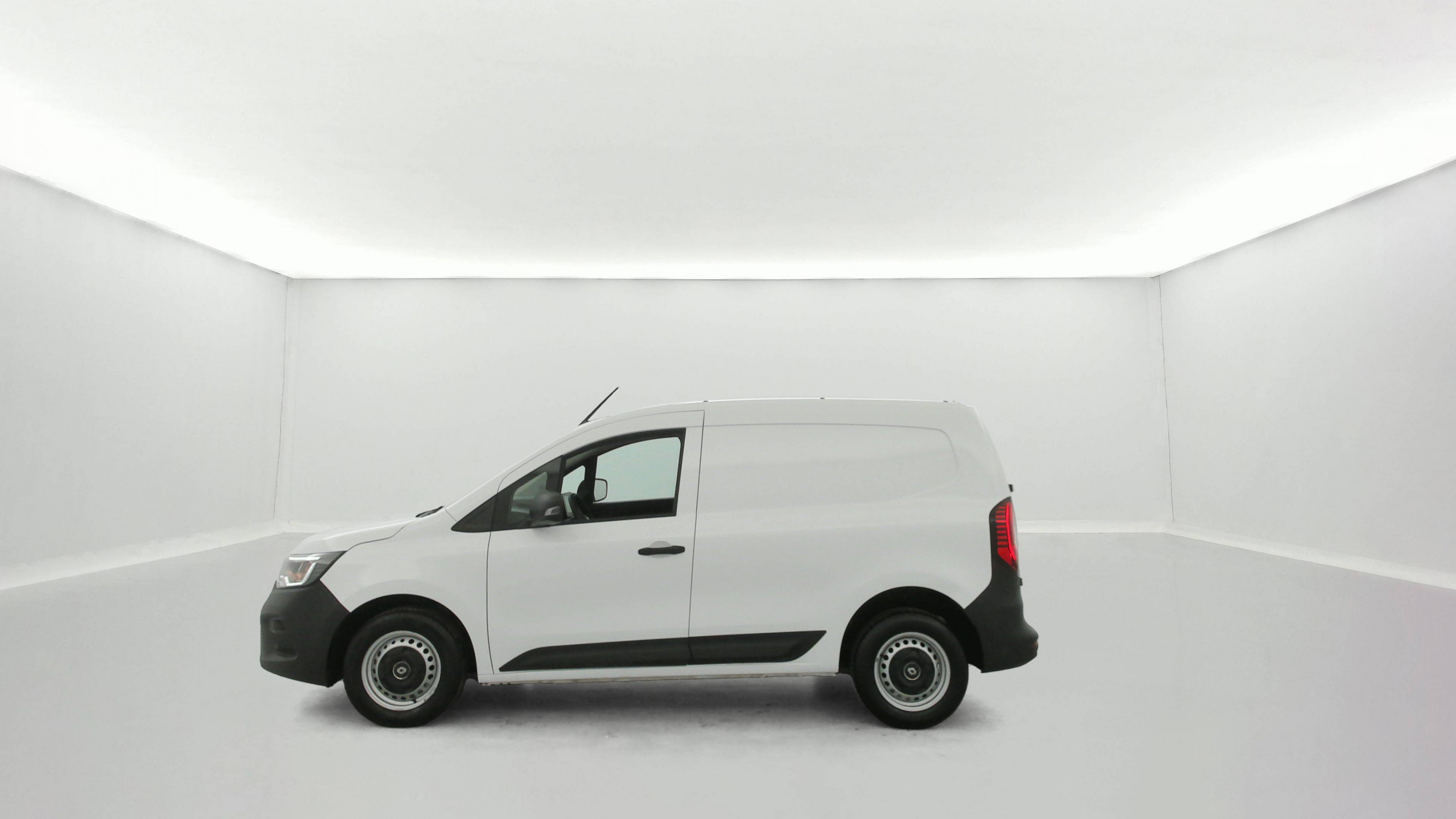 Vente en ligne Renault Kangoo Van  BLUE DCI 95 au prix de 18 890 €
