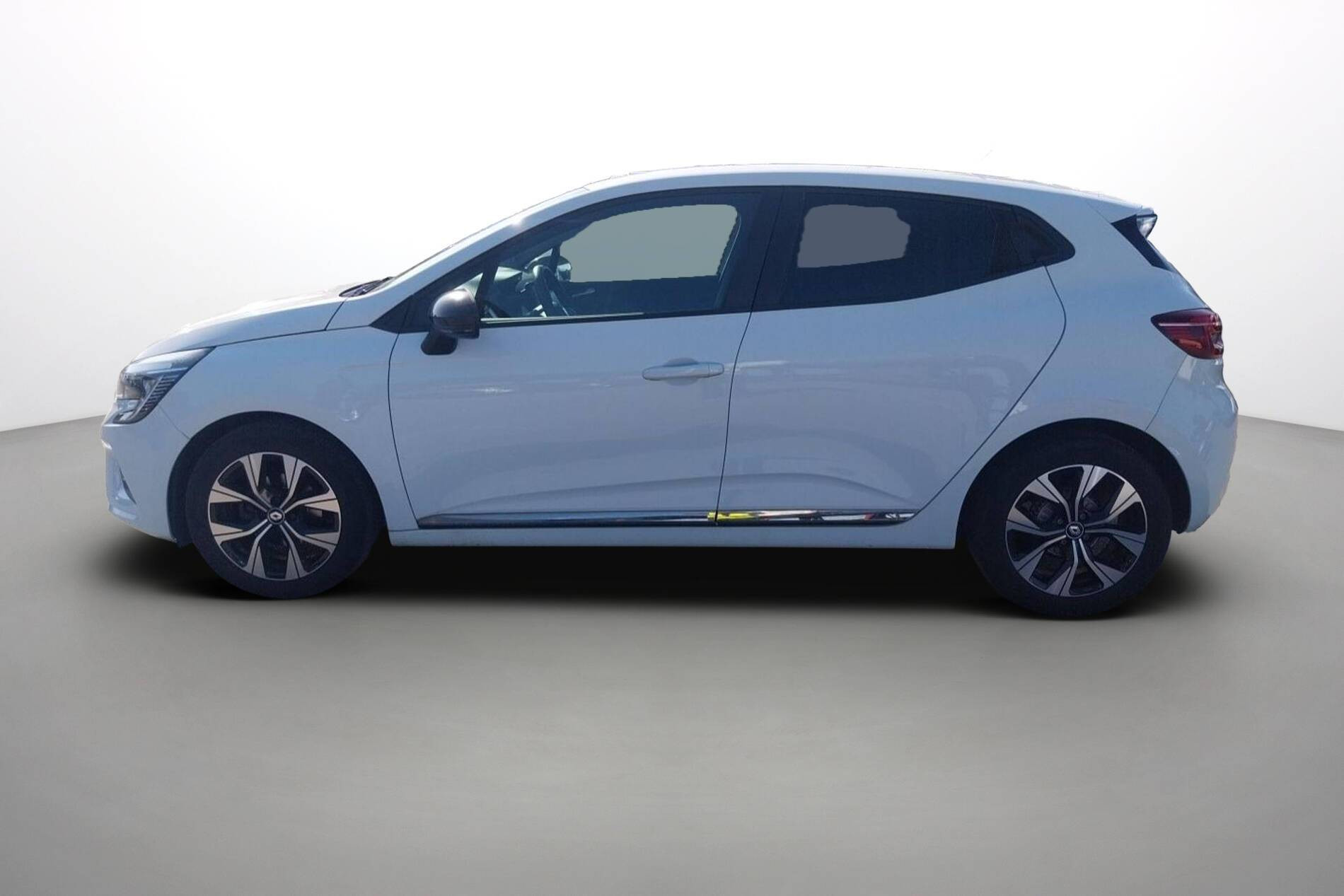 Vente en ligne Renault Clio 5 Clio TCe 90 au prix de 13 790 €