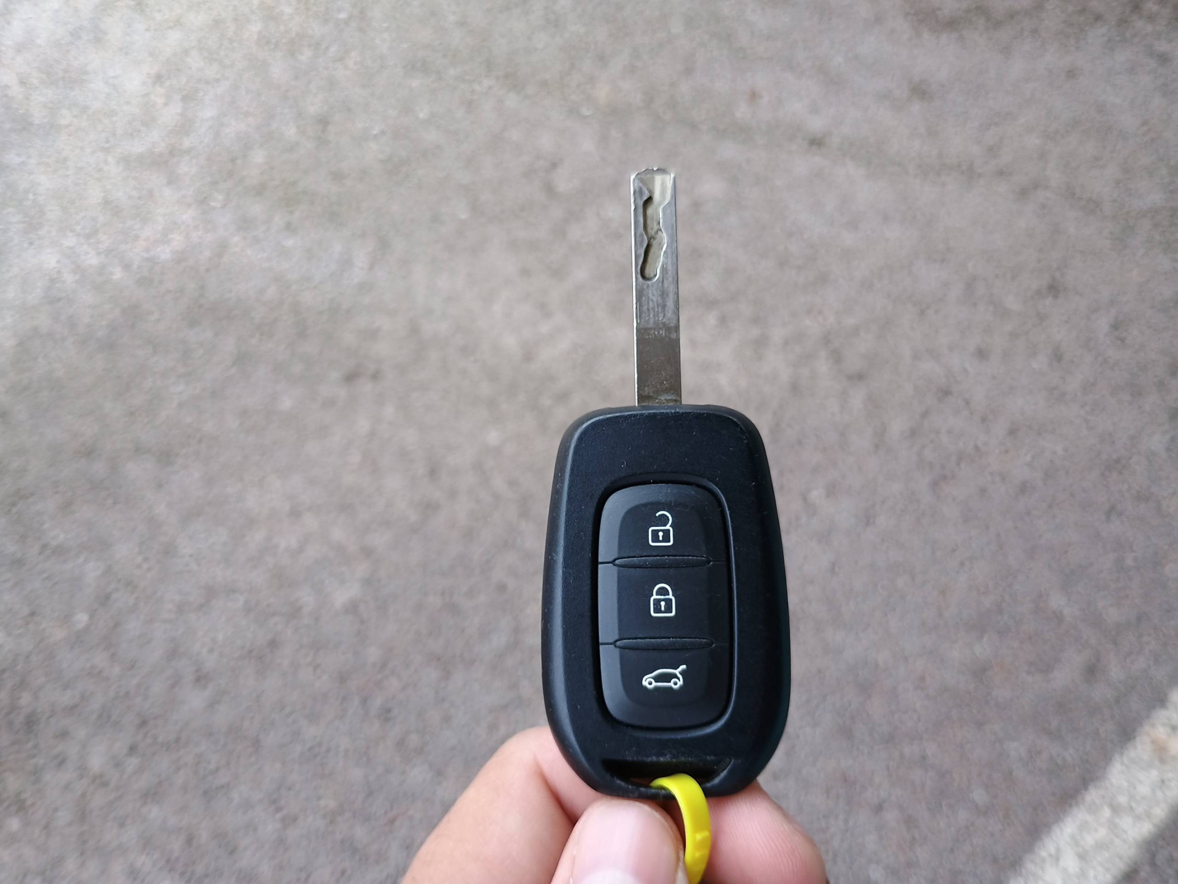 Vente en ligne Renault Twingo 3  SCe 75 - 20 au prix de 10 490 €