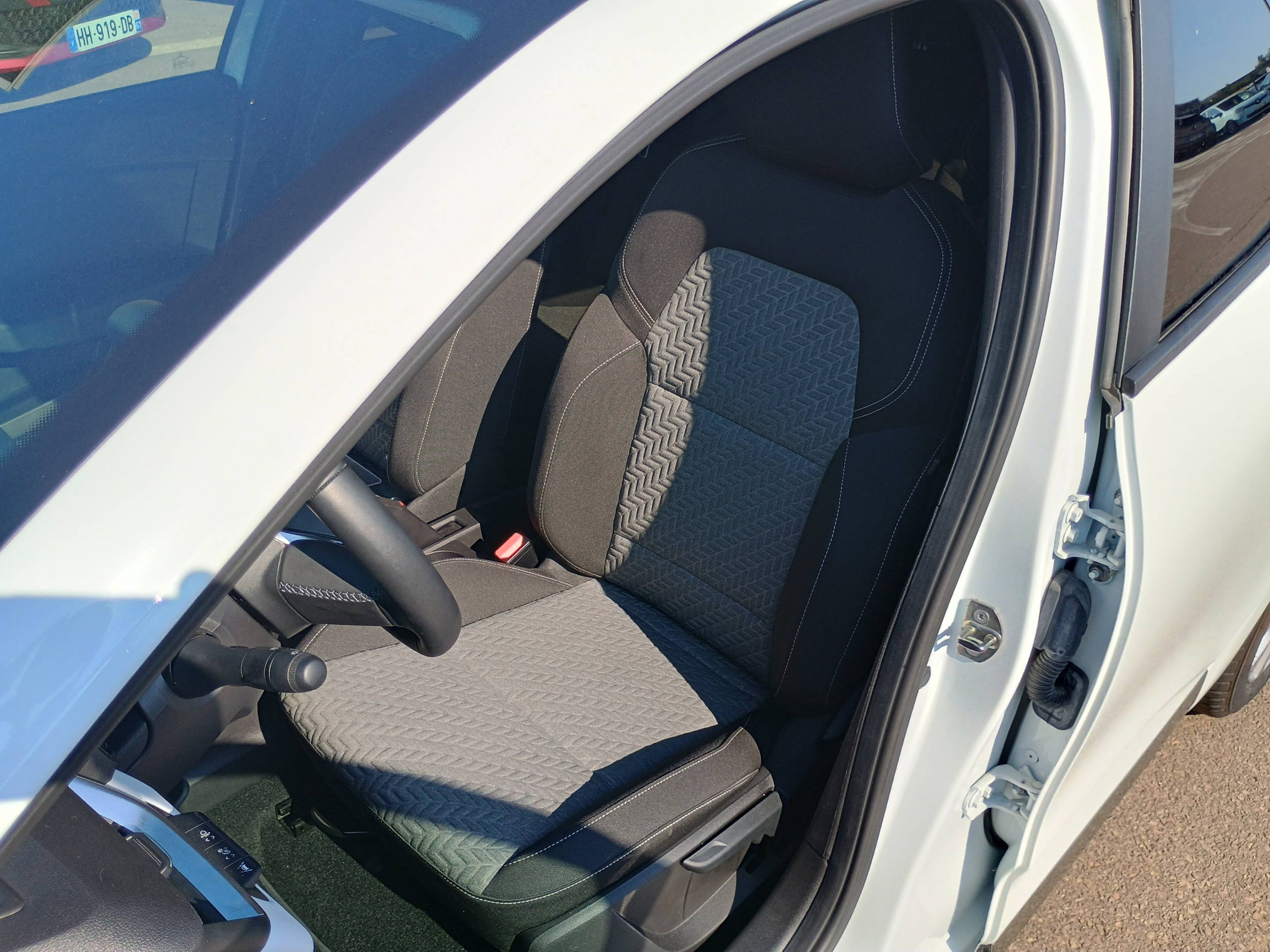 Vente en ligne Renault Clio 5 Clio TCe 90 au prix de 14 990 €