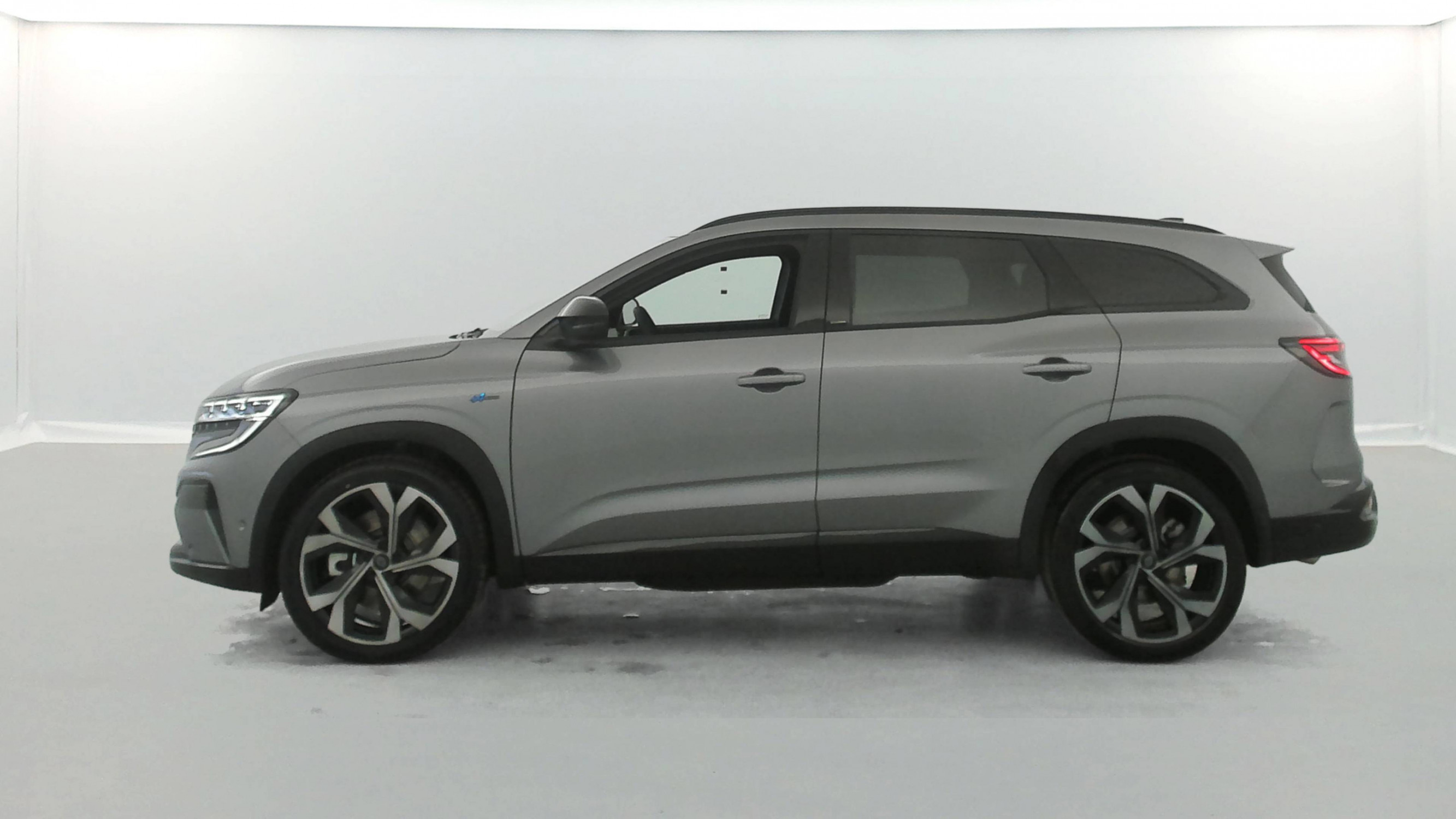Vente en ligne Renault Espace Espace E-Tech full hybrid 200 GSR2 au prix de 38 980 €