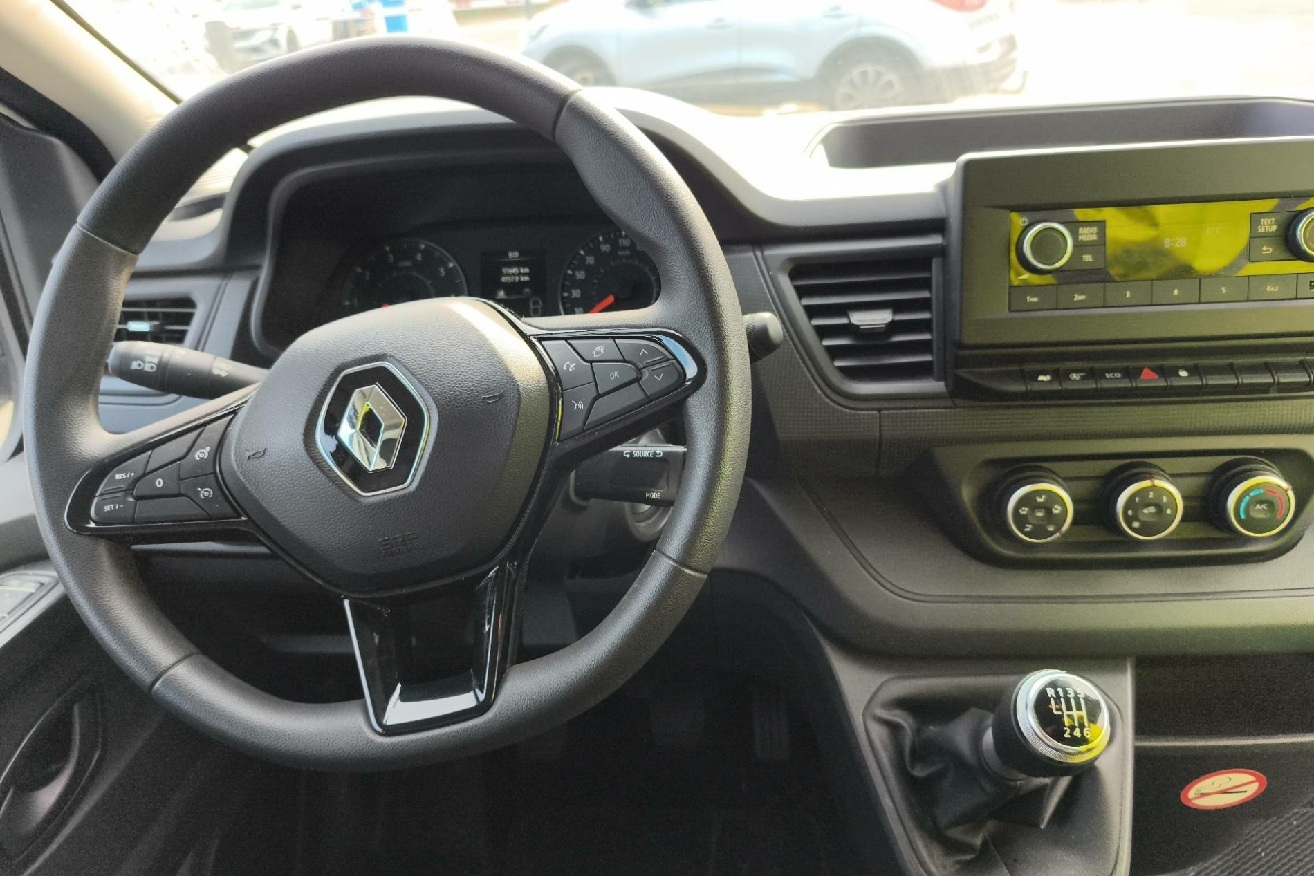 Vente en ligne Renault Trafic 3 Fourgon TRAFIC FGN L2H1 3000 KG BLUE DCI 130 au prix de 22 990 €