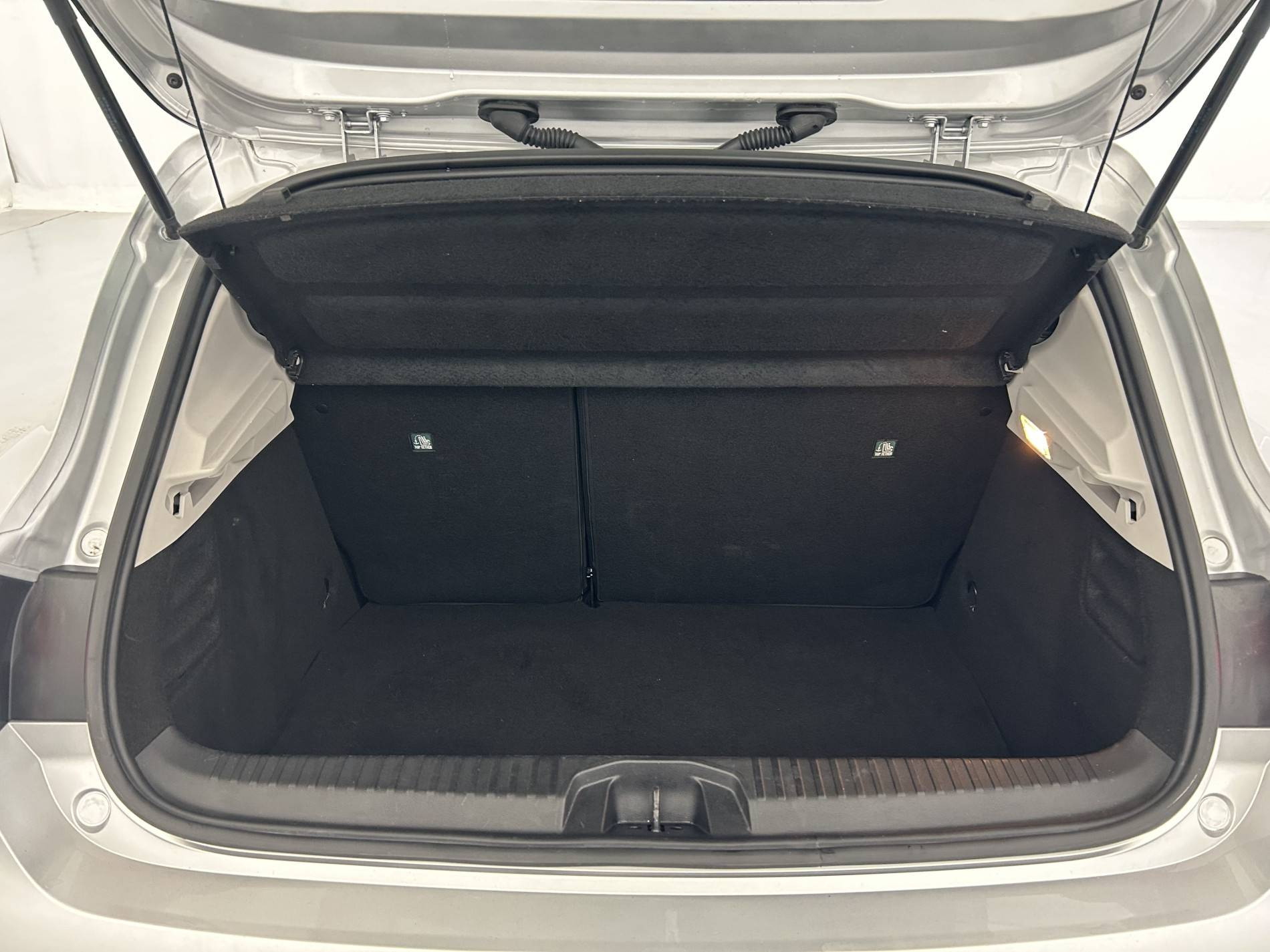 Vente en ligne Renault Clio 5 Clio E-Tech 140 - 21 au prix de 13 990 €