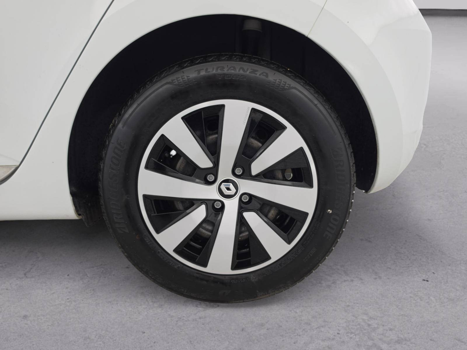 Vente en ligne Renault Clio 5 Clio TCe 90 au prix de 13 800 €