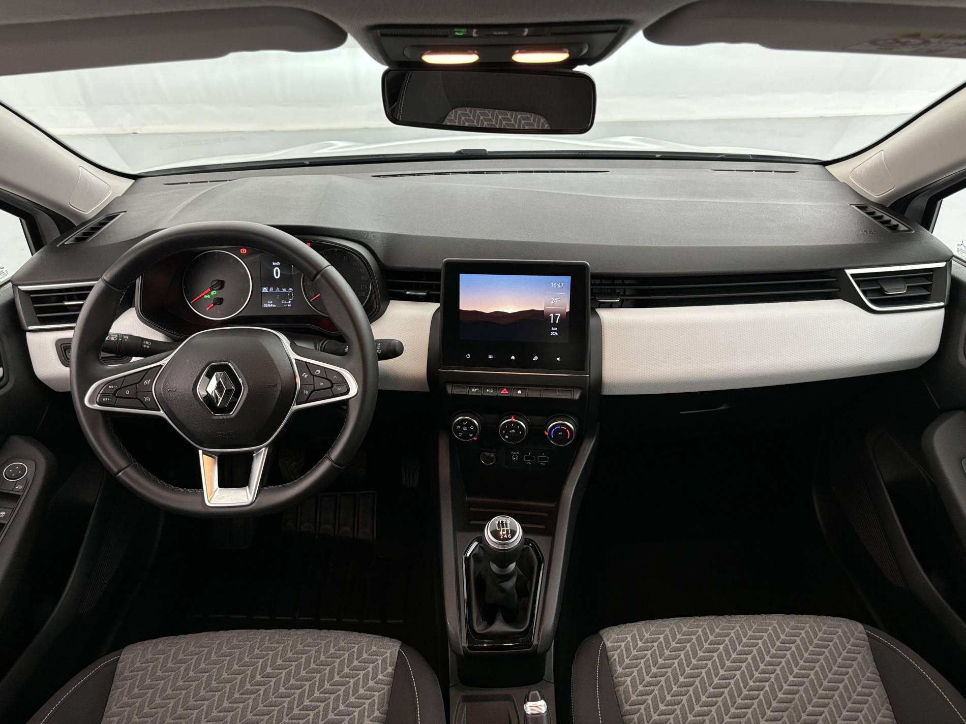 Vente en ligne Renault Clio 5 Clio TCe 90 au prix de 13 430 €