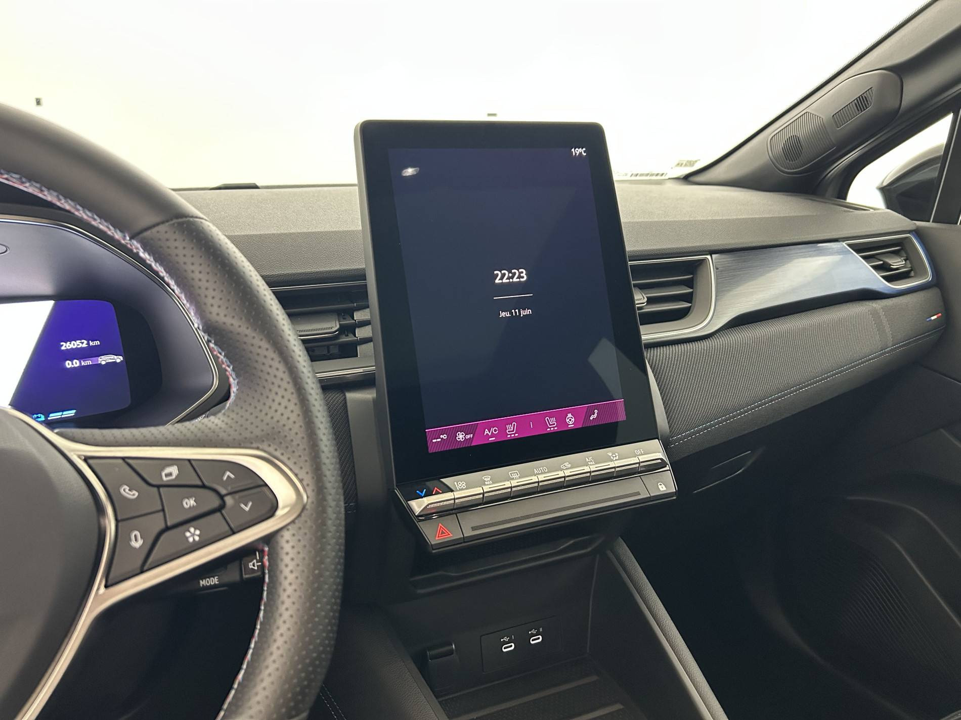 Vente en ligne Renault Symbioz  E-Tech full hybrid 145 au prix de 28 790 €
