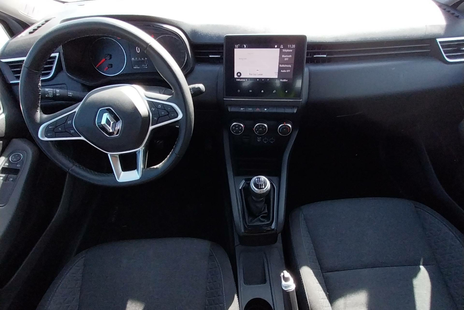 Vente en ligne Renault Clio 5 Clio TCe 90 - 21N au prix de 11 990 €