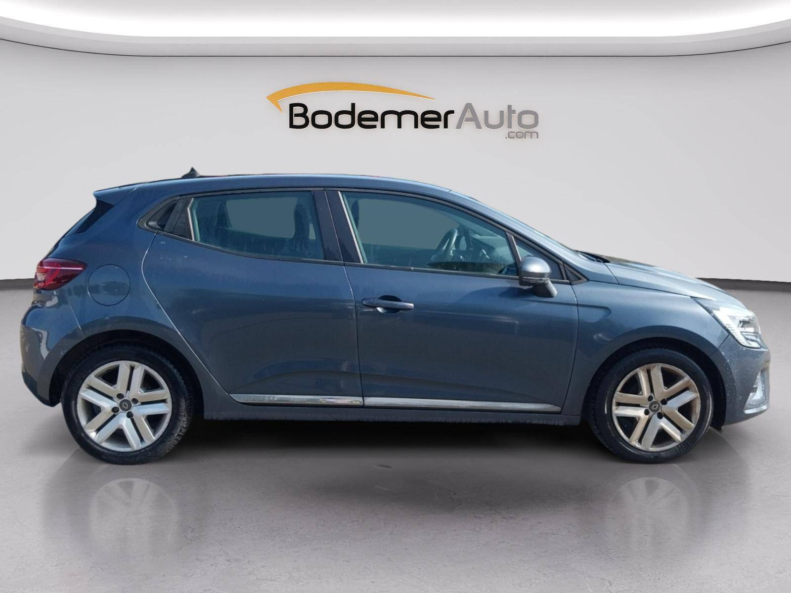Vente en ligne Renault Clio 5 Clio TCe 100 au prix de 11 490 €