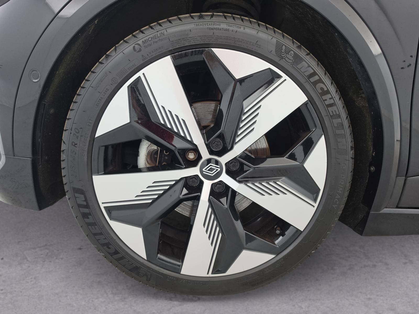 Vente en ligne Renault Megane E-Tech  EV60 220 ch super charge au prix de 25 900 €