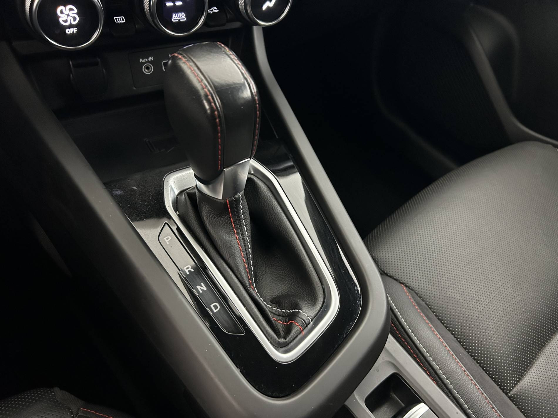 Vente en ligne Renault Arkana  TCe 140 EDC FAP au prix de 19 990 €