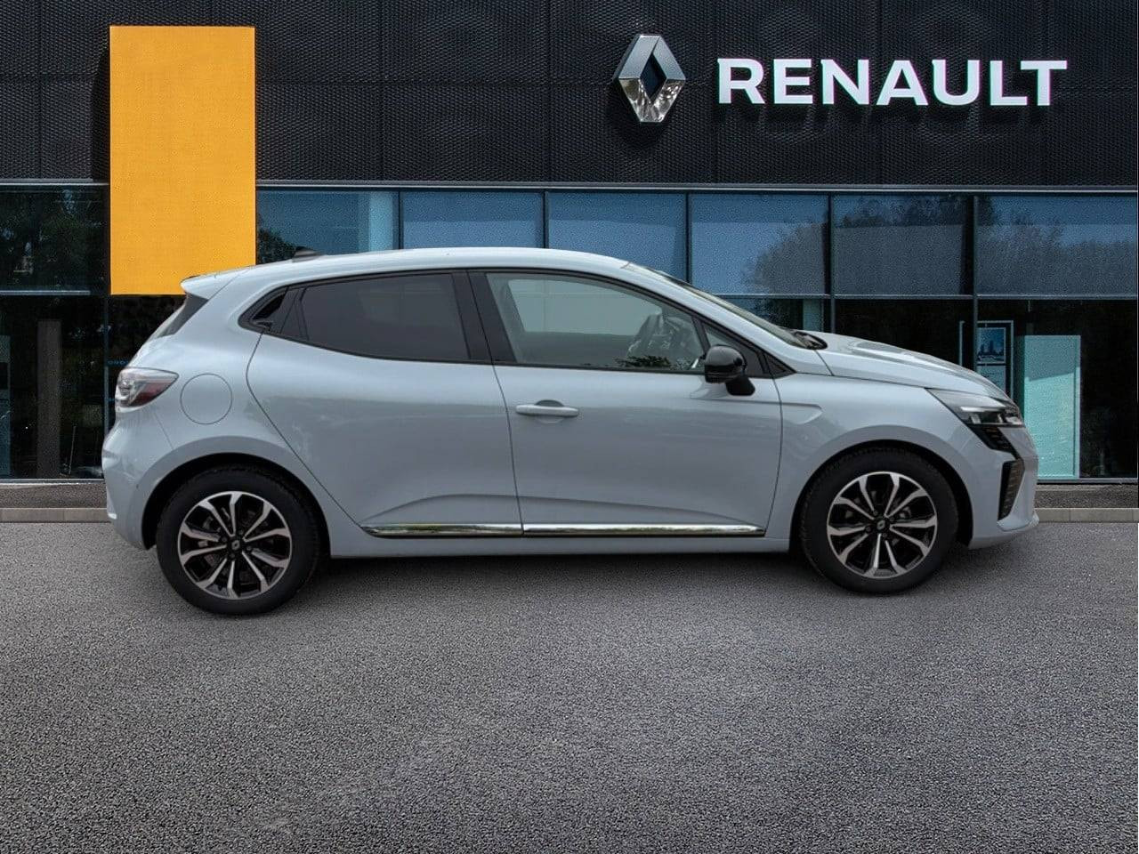 Vente en ligne Renault Clio 5 Clio TCe 90 ch GSR2 au prix de 18 490 €