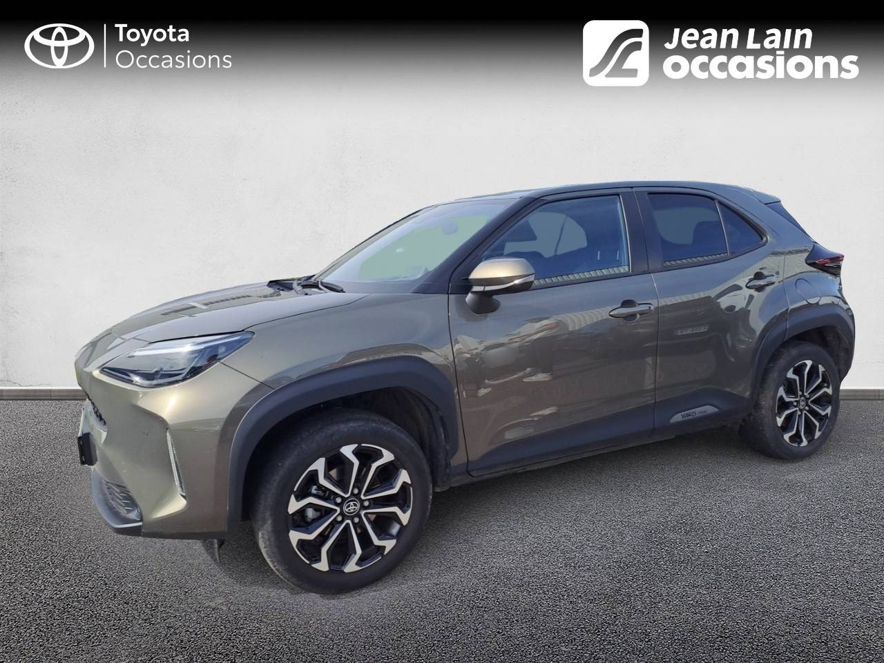 Vente en ligne TOYOTA YARIS CROSS HYBRIDE MY21 Yaris Cross Hybride 116h 2WD Design de 2022 au prix de 22 900 €