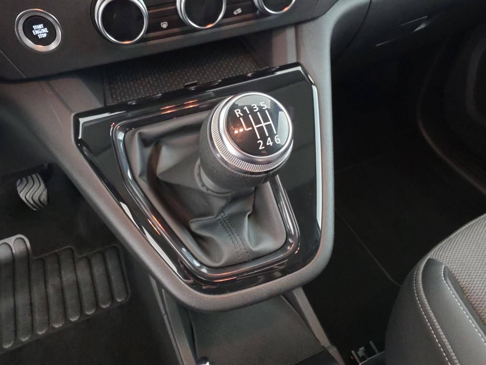 Vente en ligne Renault Kangoo  Blue dCi 115 au prix de 25 890 €