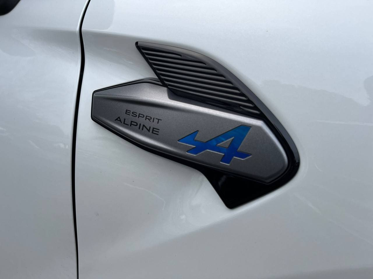 Vente en ligne Renault Symbioz  E-Tech full hybrid 145 au prix de 29 490 €