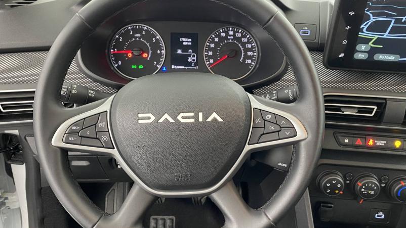 Vente en ligne Dacia Sandero  ECO-G 100 au prix de 15 490 €