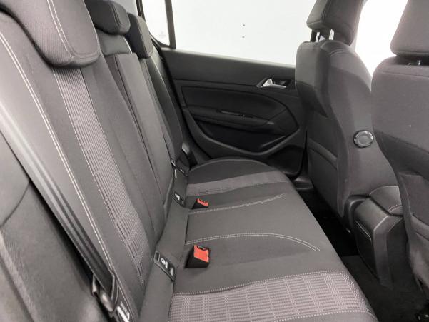 Vente en ligne Peugeot 308  BlueHDi 130ch S&S BVM6 au prix de 16 990 €