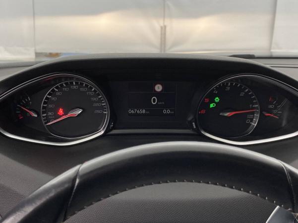 Vente en ligne Peugeot 308  BlueHDi 130ch S&S BVM6 au prix de 16 990 €
