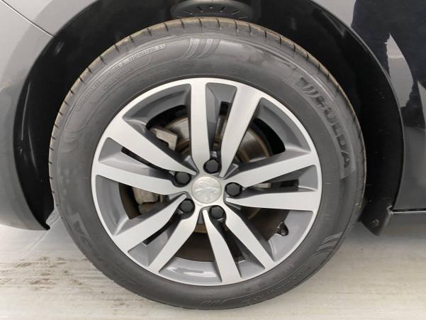 Vente en ligne Peugeot 308  BlueHDi 130ch S&S BVM6 au prix de 16 990 €