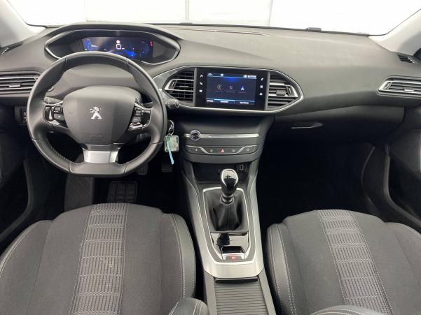 Vente en ligne Peugeot 308 SW  BlueHDi 130ch S&S BVM6 au prix de 21 890 €